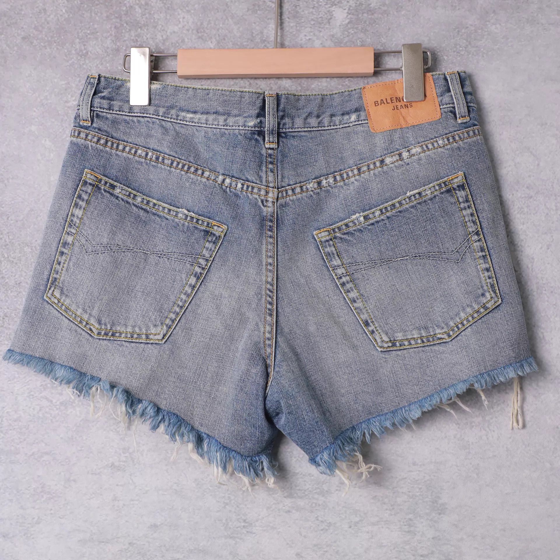Balenciaga Balenciaga Shorts 28 Size 28" / US 6 / IT 42 - 2 Thumbnail