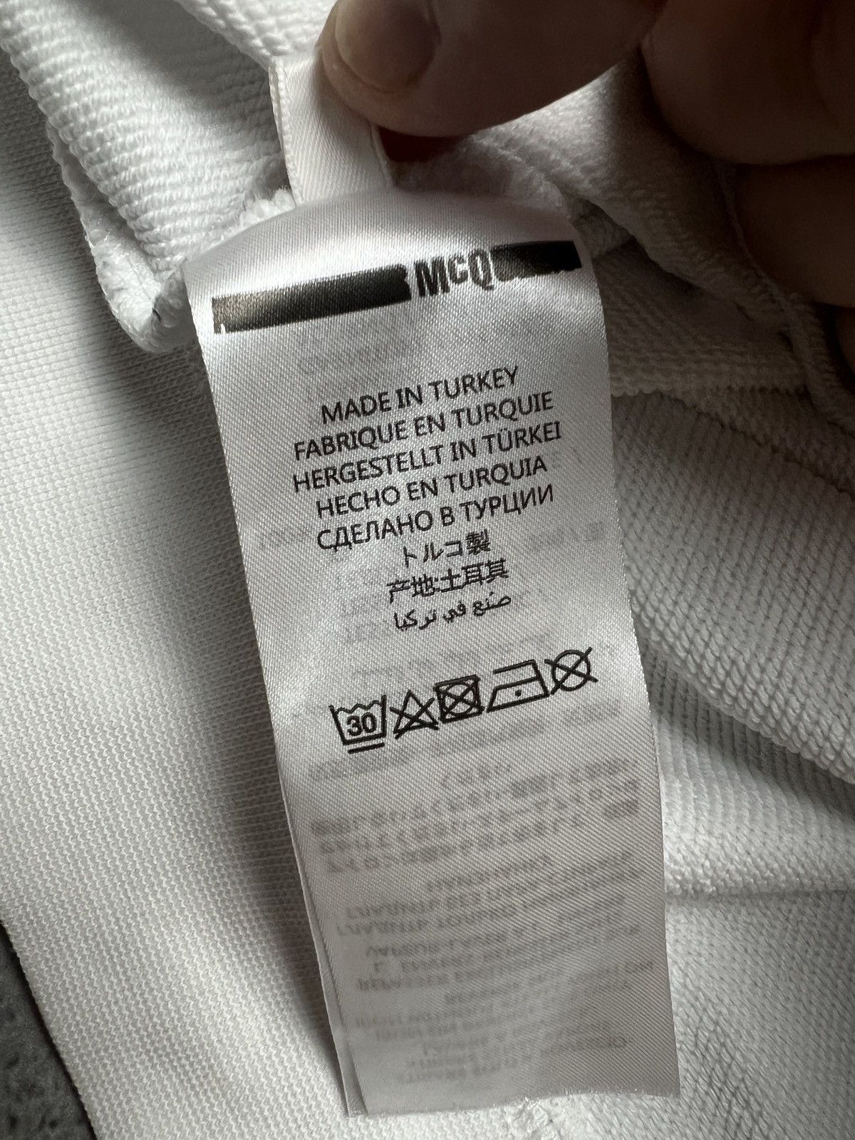 Alexander McQueen McQ Alexander McQueen Embroidered Repeated Monogram Big Logo Size US S / EU 44-46 / 1 - 11 Thumbnail