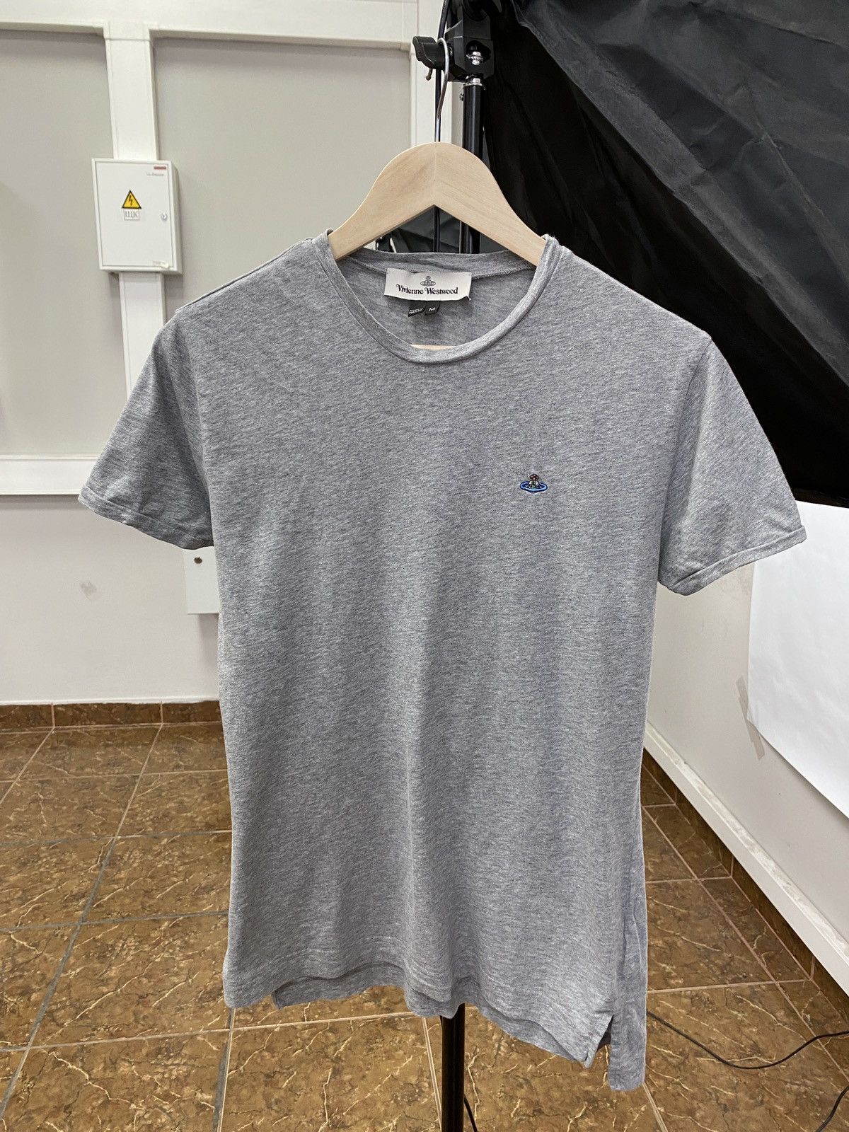 Vivienne Westwood Vivienne Westwood T-Shirt Rare Retro Hype Y2K Size US M / EU 48-50 / 2 - 1 Thumbnail