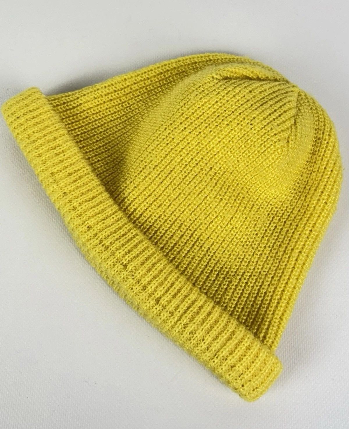 Lacoste Vintage Lacoste Acrylic Beanie Hat One Size Knit Yellow Top Size ONE SIZE - 4 Thumbnail