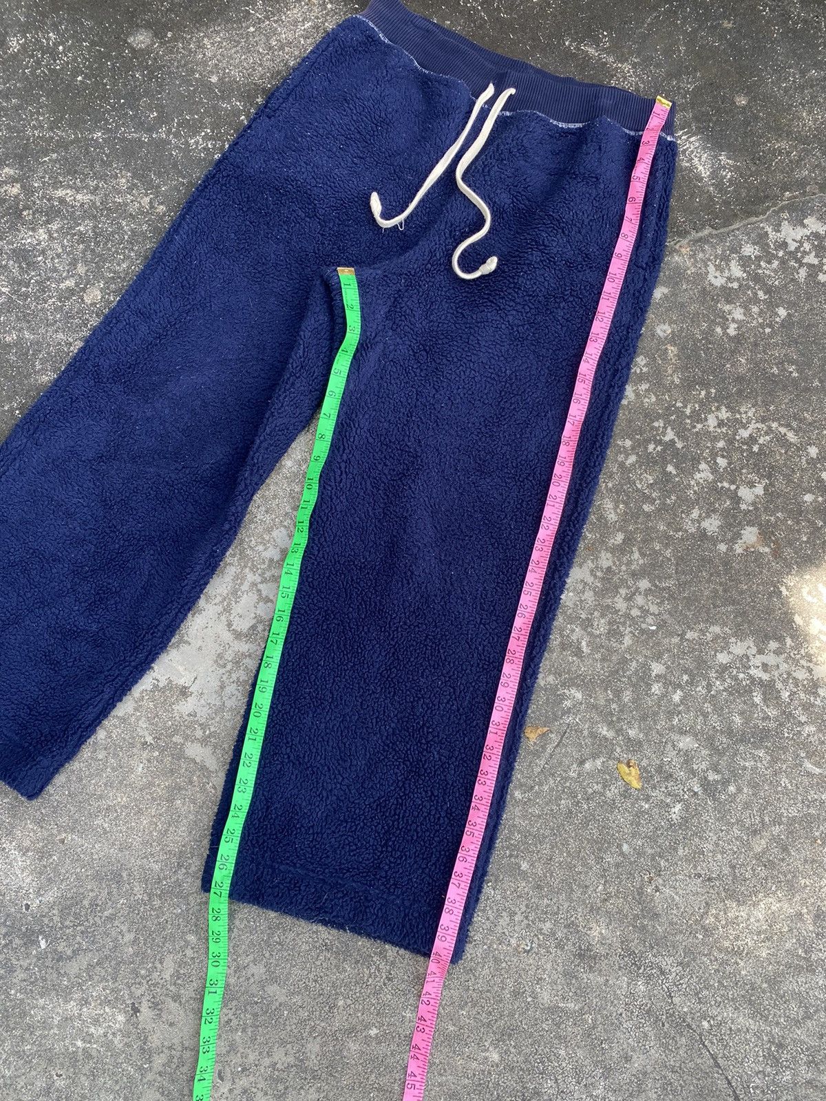 Uniqlo 🔥 Baggy Style 🔥 Uniqlo x J.W Anderson Sherpa Pants Size US 33 - 10 Thumbnail