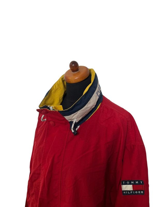Tommy Hilfiger × Vintage VINTAGE TOMMY HILFIGER RED JACKET – SIZE L Size US L / EU 52-54 / 3 - 7 Thumbnail