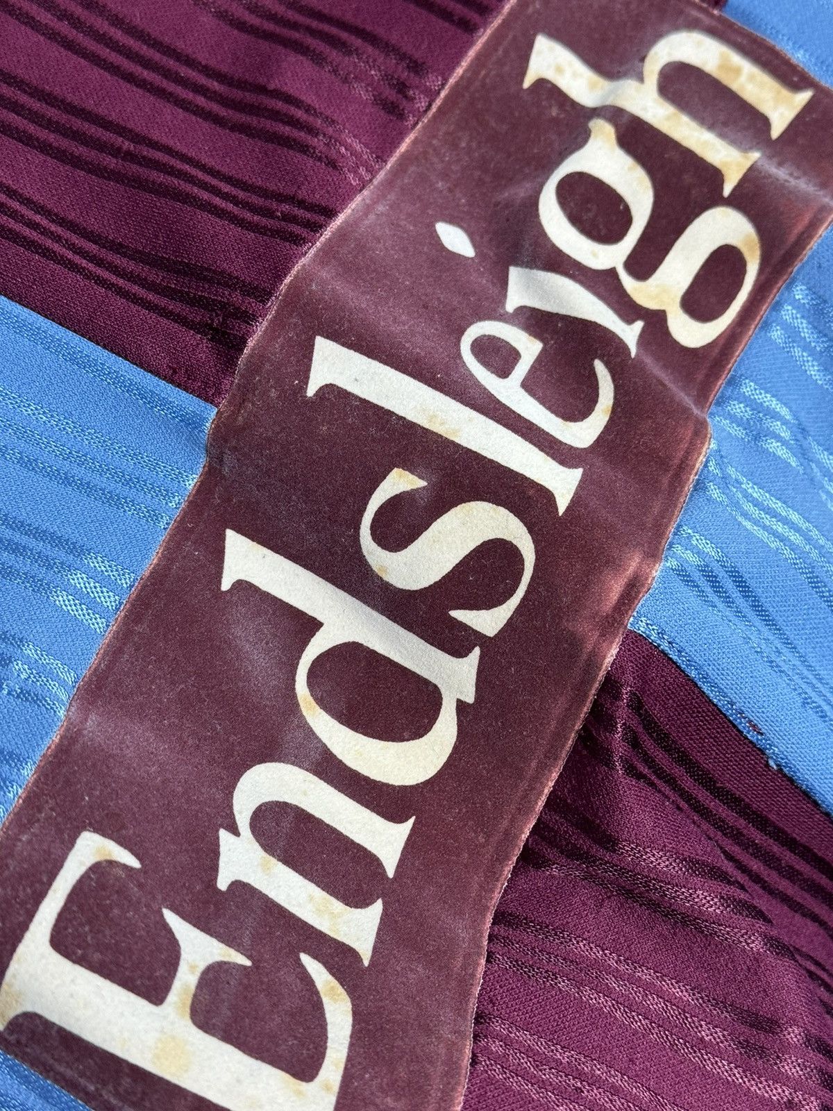 Adidas Burnley 96/98 Home Football Jersey Size US XL / EU 56 / 4 - 3 Thumbnail