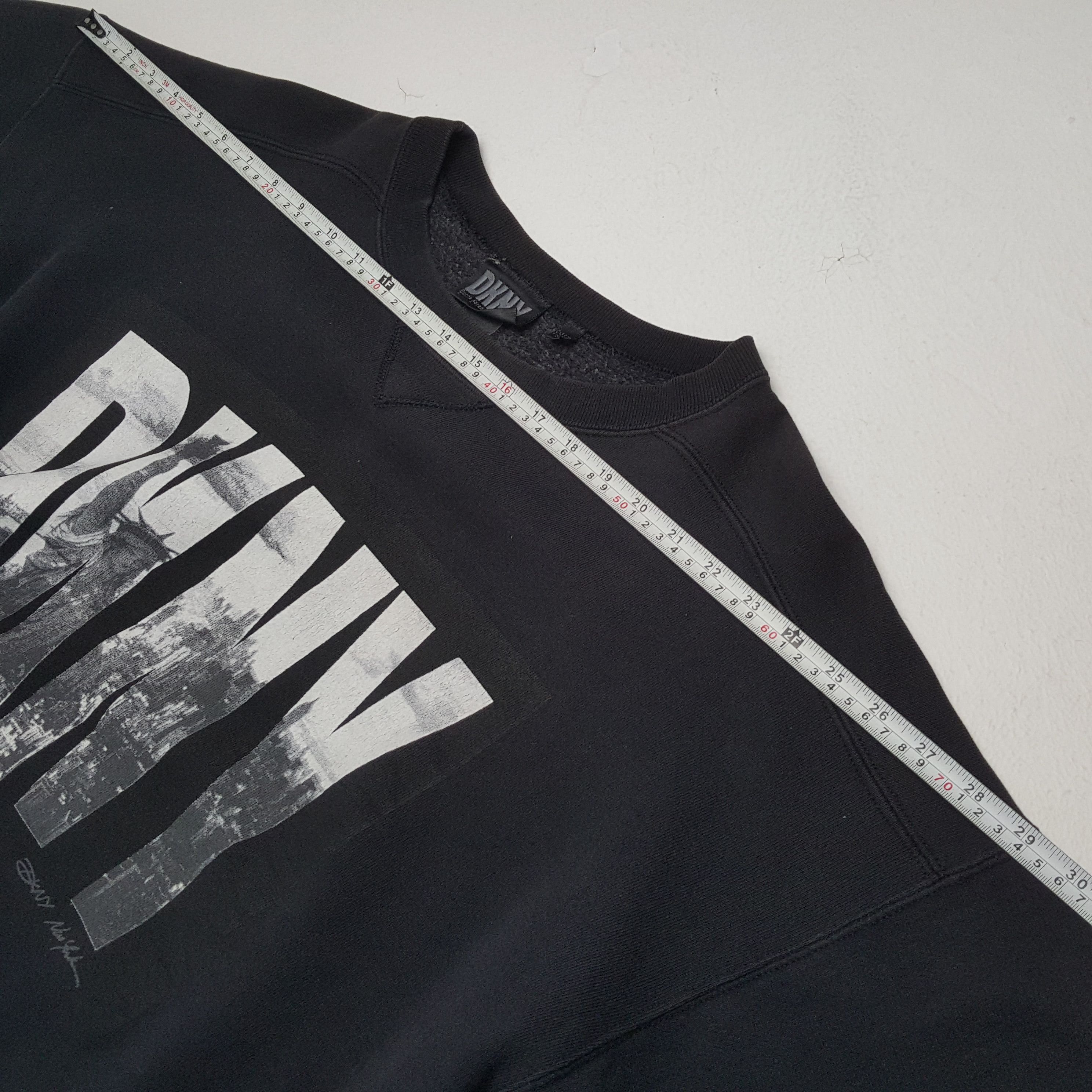 DKNY × Vintage DKNY Center Design Phototees Style Streetwear Sweatshirt Size US XXL / EU 58 / 5 - 4 Thumbnail