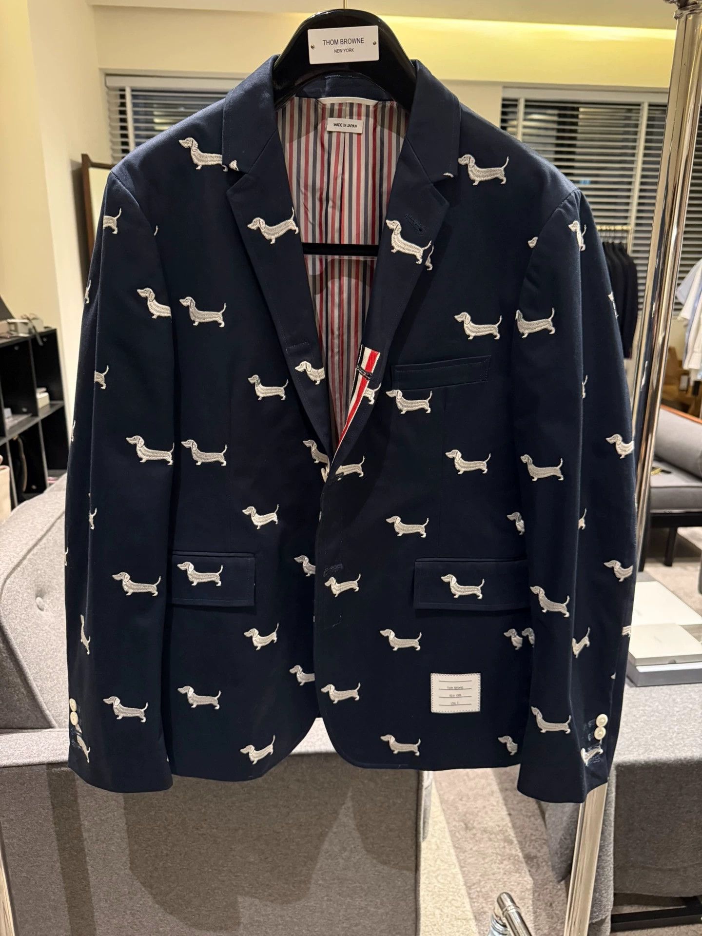 Thom Browne Thom Browne Rare Dog Embroidery Navy Blazer Size 3 New Size US L / EU 52-54 / 3 - 1 Thumbnail
