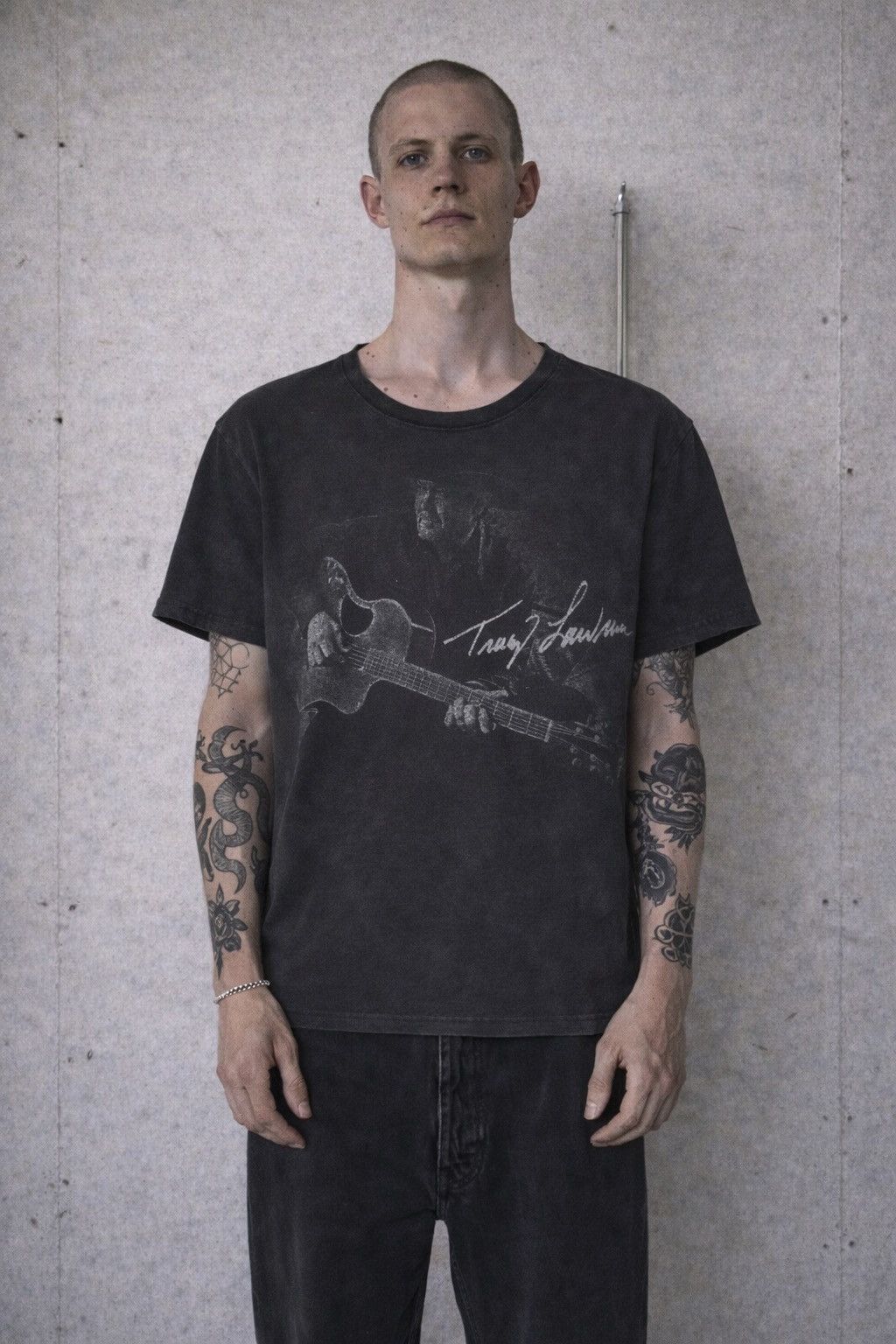 Vintage Tracy Lawrence Tour Tee trashed distressed sunFaded erd Size US M / EU 48-50 / 2 - 5 Thumbnail