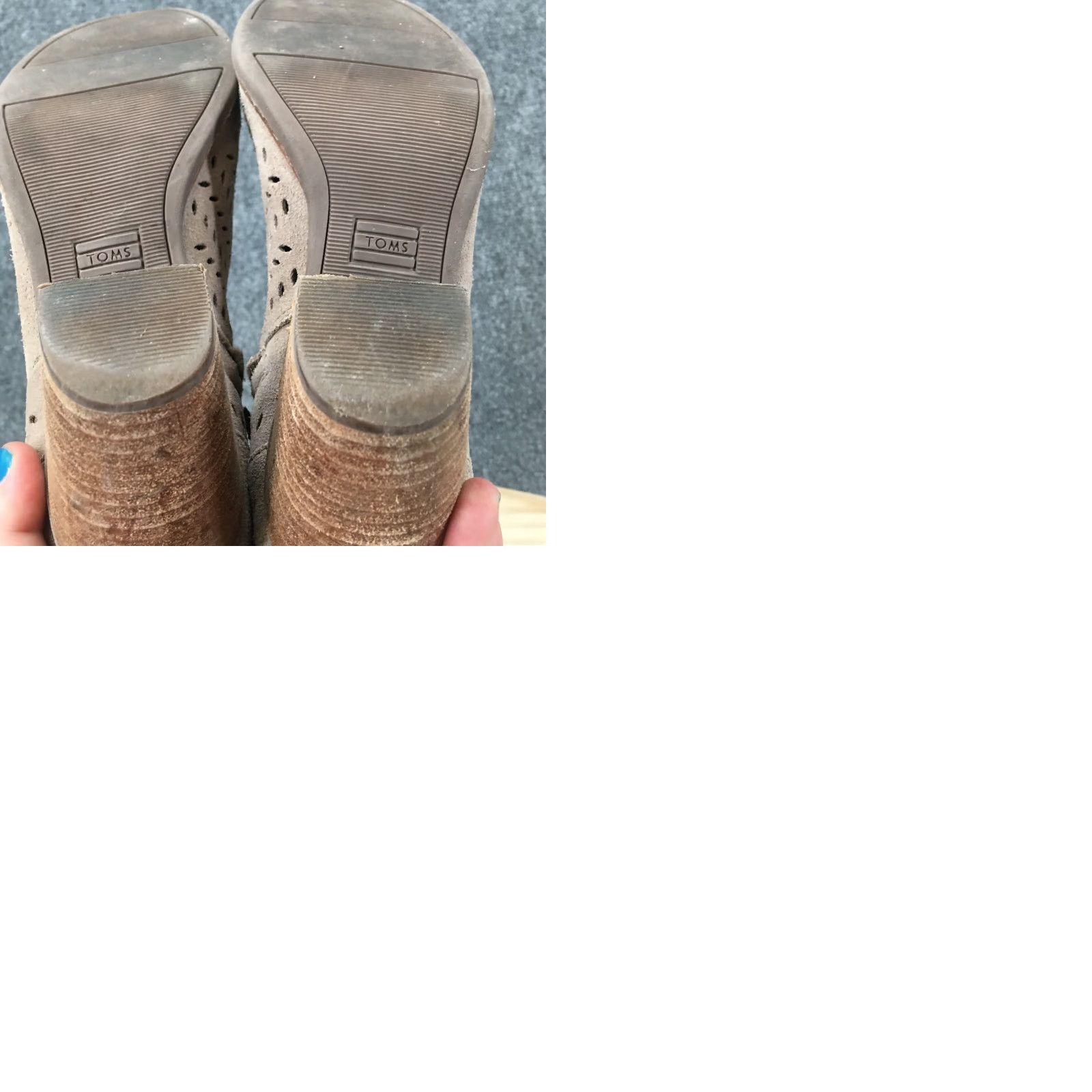 Toms TOMS Boots Womens 10 Casual Side Zip Ankle Bootie Gray Suede Peep Toe Heels Size US 10 / IT 40 - 9 Thumbnail