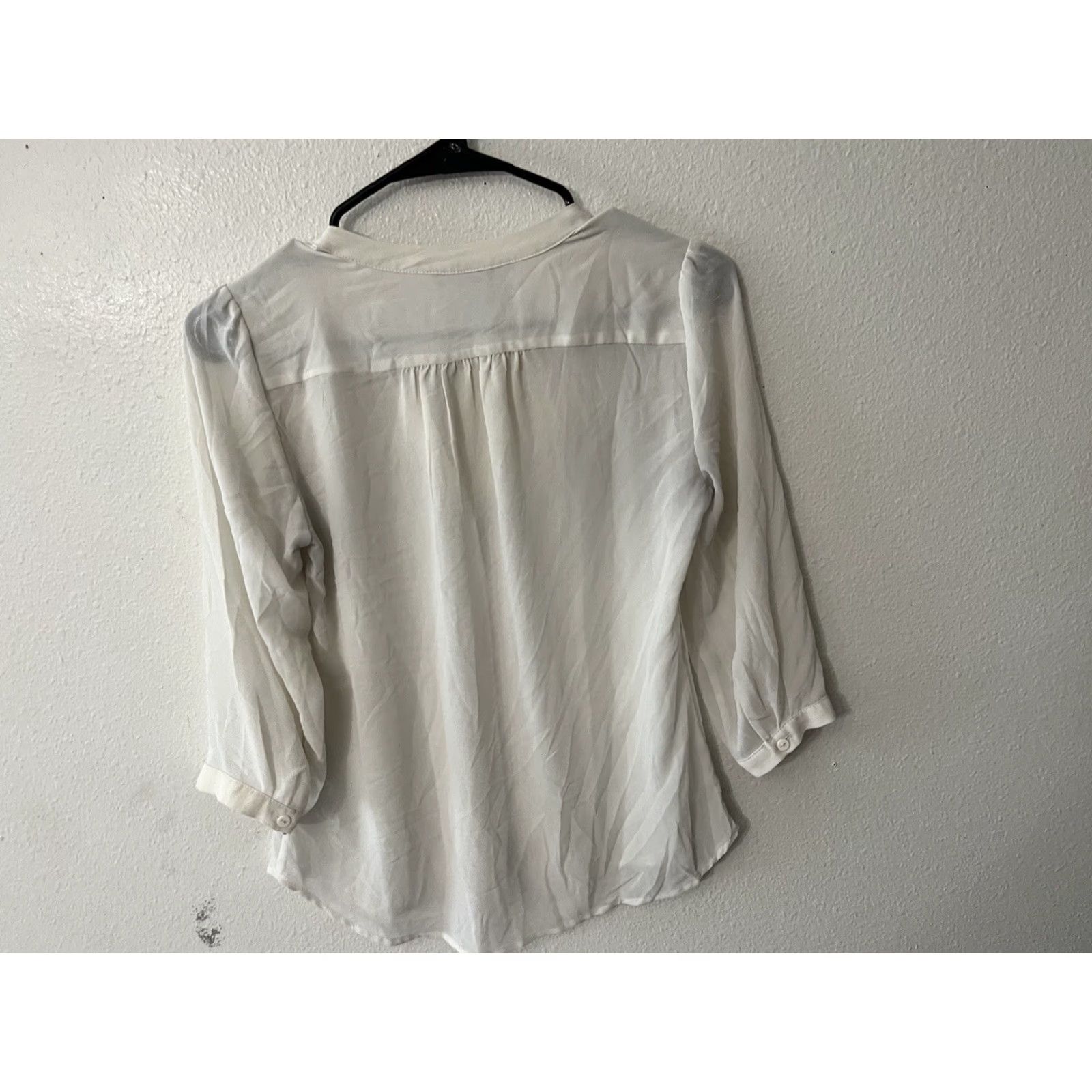 H&M H&M White Sheer 3/4 Sleeve Blouse Size 2 White Size XS / US 0-2 / IT 36-38 - 2 Thumbnail