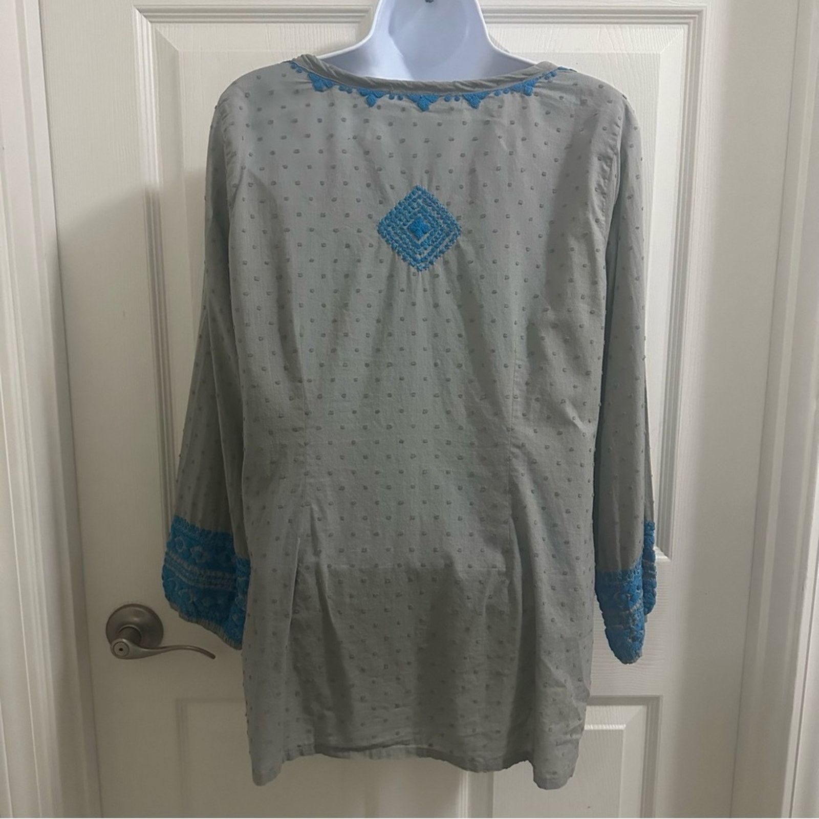 Other RUNGOLEE Gray Textured Blue Embroidered Accent Blouse Small Size S / US 4 / IT 40 - 4 Thumbnail