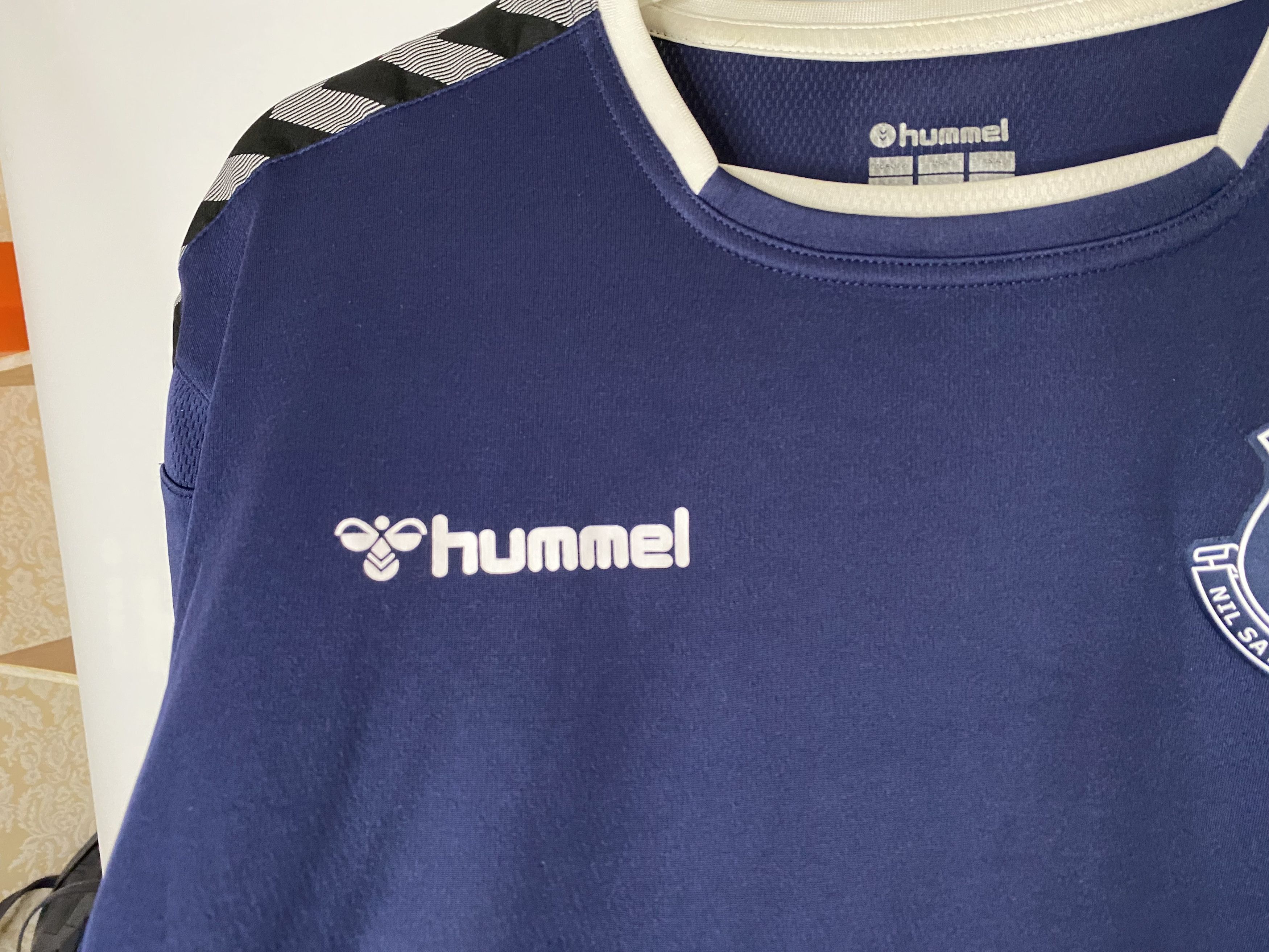 Hummel EVERTON 2020 2021 TRAINING FOOTBALL SHIRT SOCCER JERSEY Size US S / EU 44-46 / 1 - 4 Thumbnail