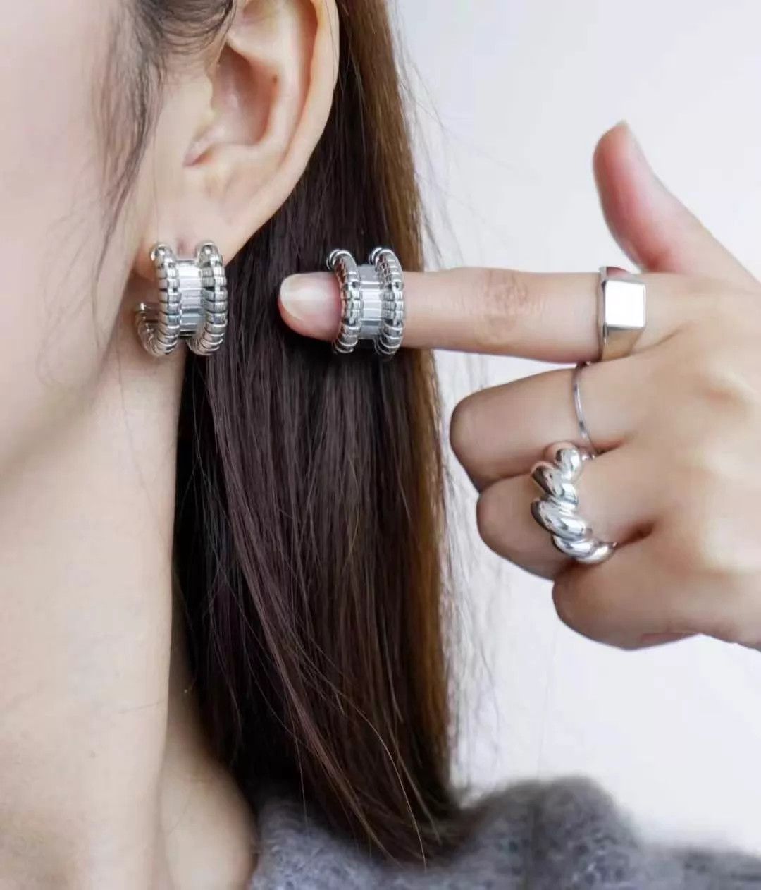 Bottega Veneta BV 925 Silver Earrings AK295 Authenticated Size ONE SIZE - 7 Thumbnail