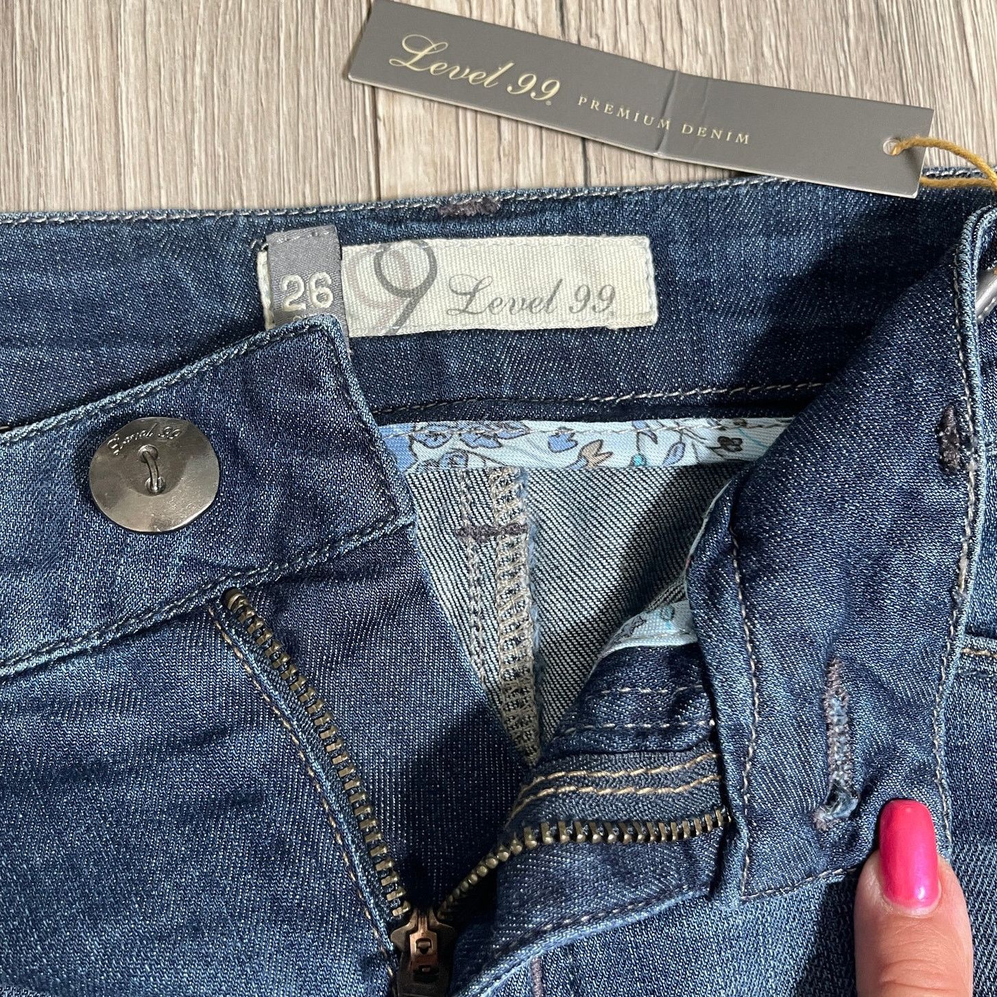 Other Level 99 Denim Stretch Pencil Jean Skirt Medium Wash Sz 26 Size 26" / US 2 / IT 38 - 3 Thumbnail
