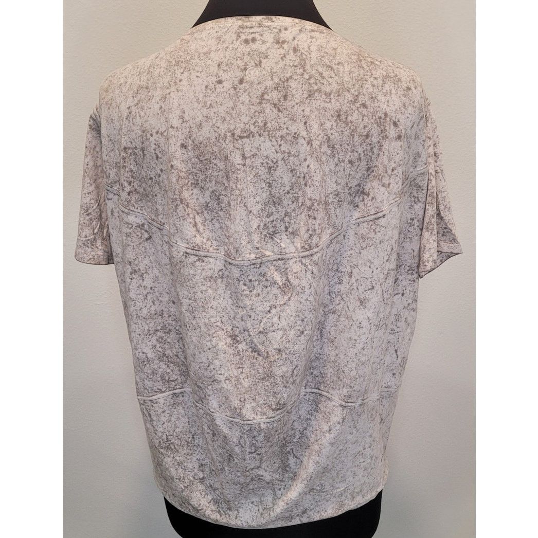 Lululemon Lululemon Back In Action Vitasea Tee White Opal M Size M / US 6-8 / IT 42-44 - 3 Thumbnail