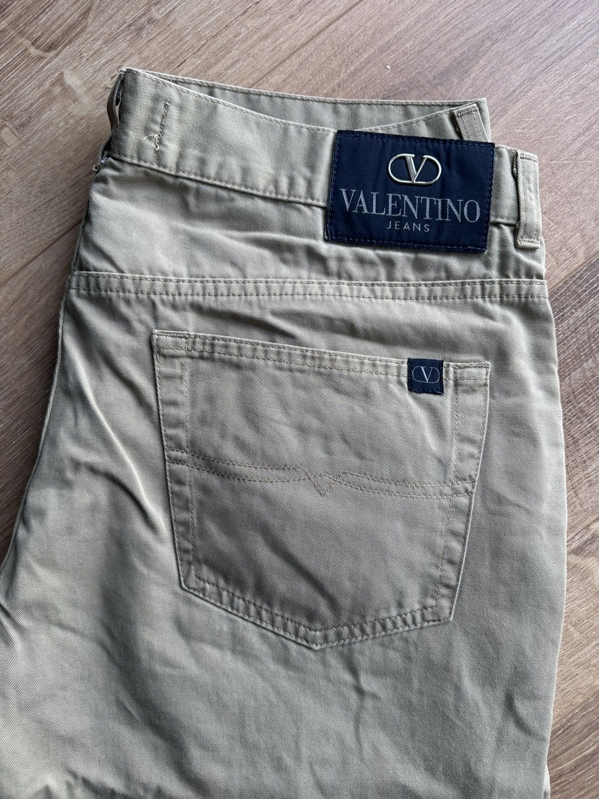 Valentino Vintage Valentino Jeans beige Size US 34 / EU 50 - 8 Thumbnail