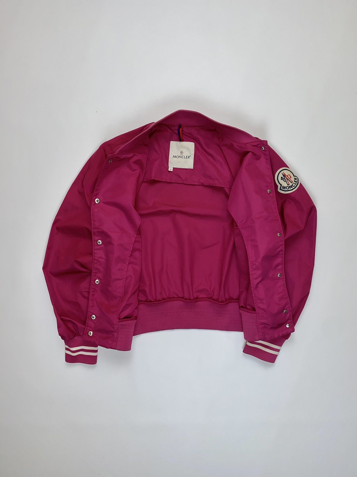 Moncler 🚨 Moncler vintage pink nylon button jacket bomber womans M 2 Size M / US 6-8 / IT 42-44 - 8 Thumbnail