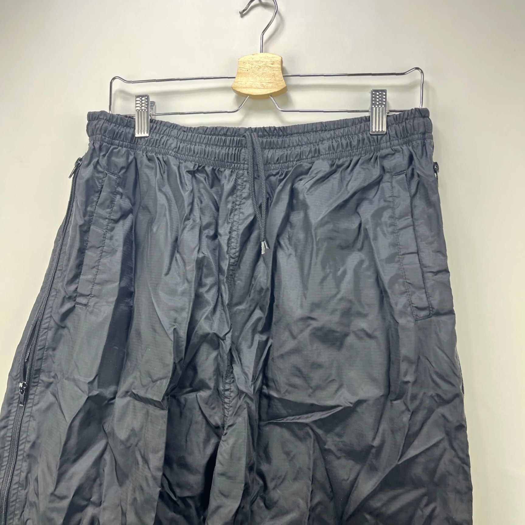 Starter VINTAGE Starter Track Pants Windbreaker Swishy Pants Large Black Mens Size US 33 - 3 Thumbnail