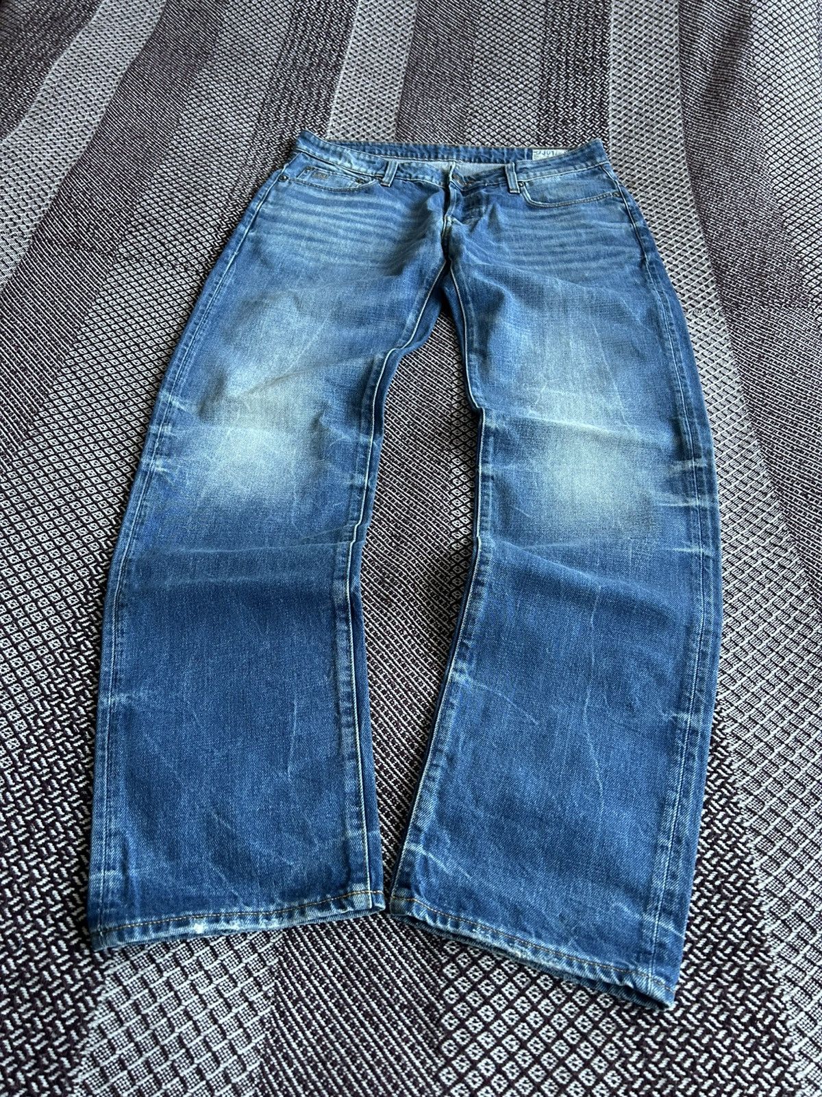 G-Star G-Star Raw 3301 Low Tapered Wash Faded Jeans Men Size 32/34 Size US 32 / EU 48 - 9 Thumbnail