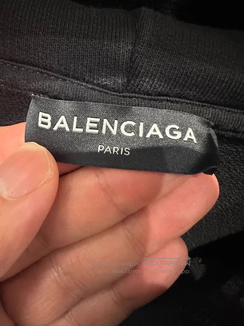 Balenciaga Balenciaga Small Logo Hoodie Size US L / EU 52-54 / 3 - 4 Thumbnail