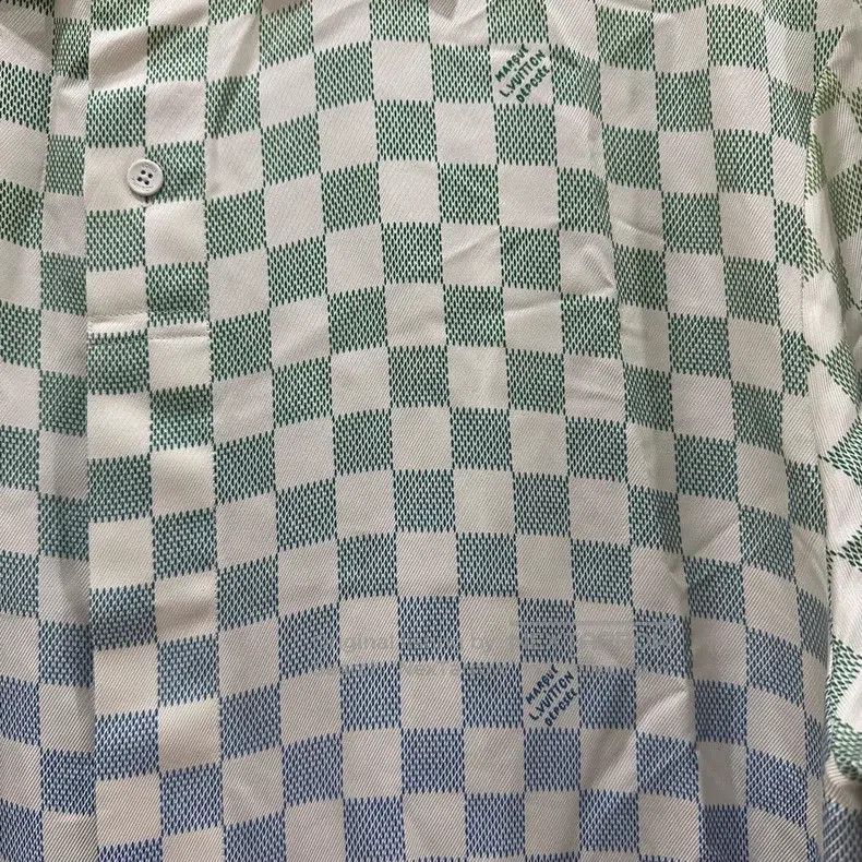 Louis Vuitton Louis Vuitton Checkerboard shirt Size US XL / EU 56 / 4 - 6 Thumbnail