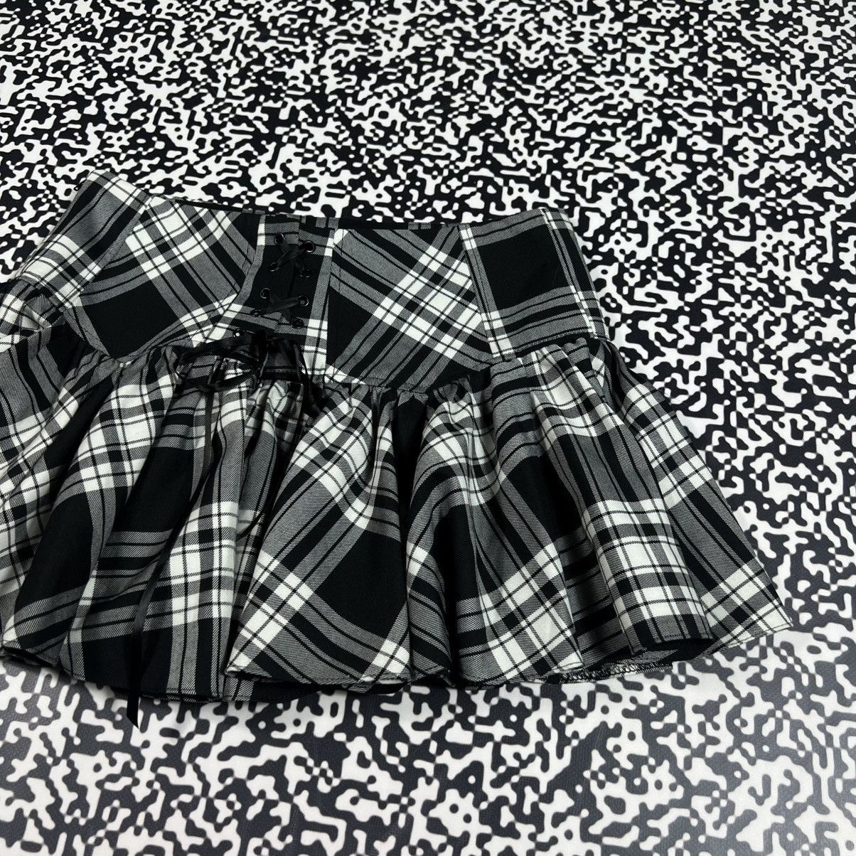 Japanese Brand Vintage Y2K Flared Sexy Checked Retro 90s Style Mini Skirt Size 27" / US 4 / IT 40 - 12 Thumbnail