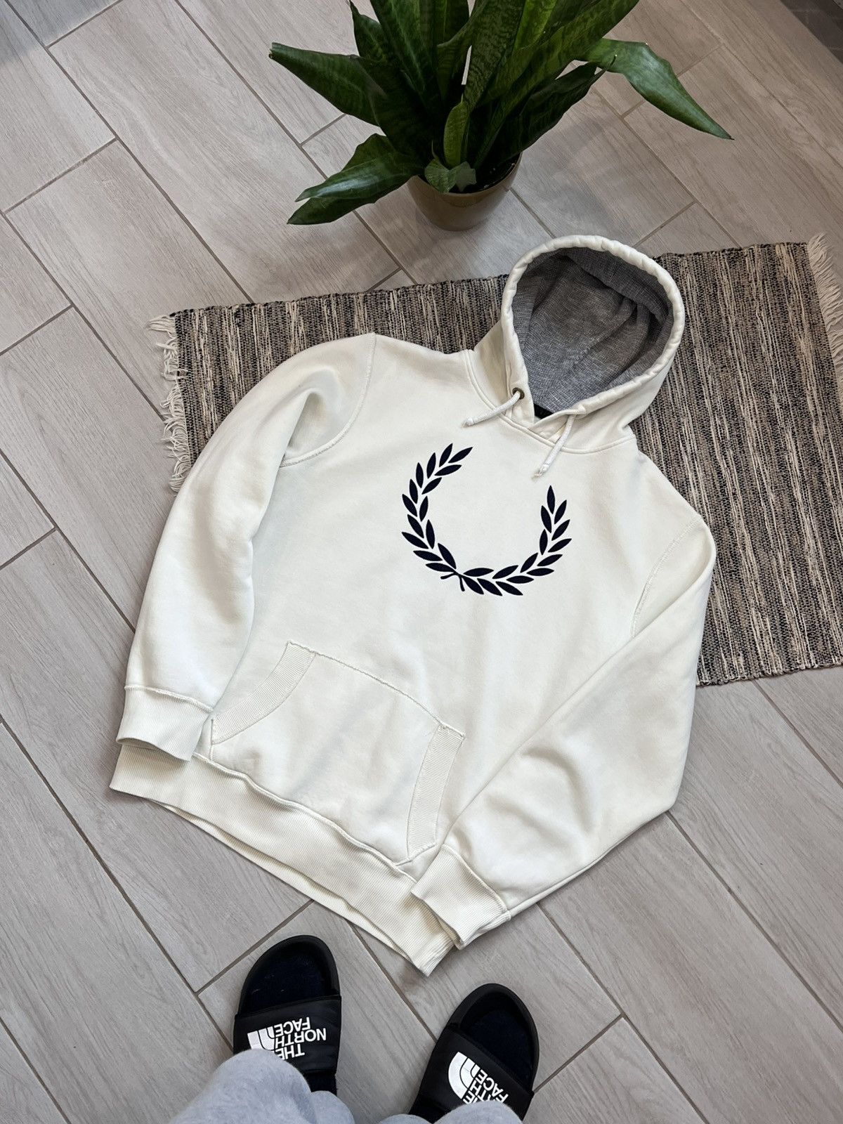 Fred Perry × Vintage Vintage Fred Perry Hoodie Fleece Big Logo Beige oversize Size US XXL / EU 58 / 5 - 1 Thumbnail