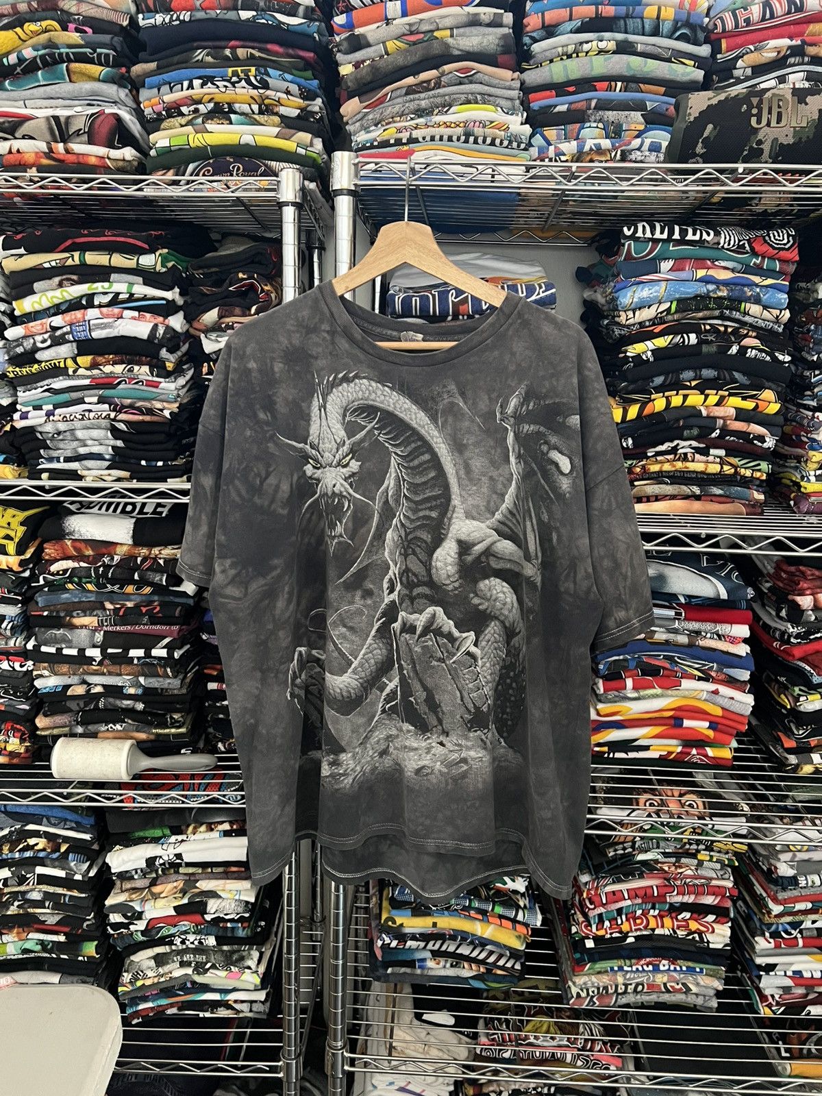 Liquid Blue 2001 Dragon Tie Dye Mountain Art Tee Size US XL / EU 56 / 4 - 1 Thumbnail
