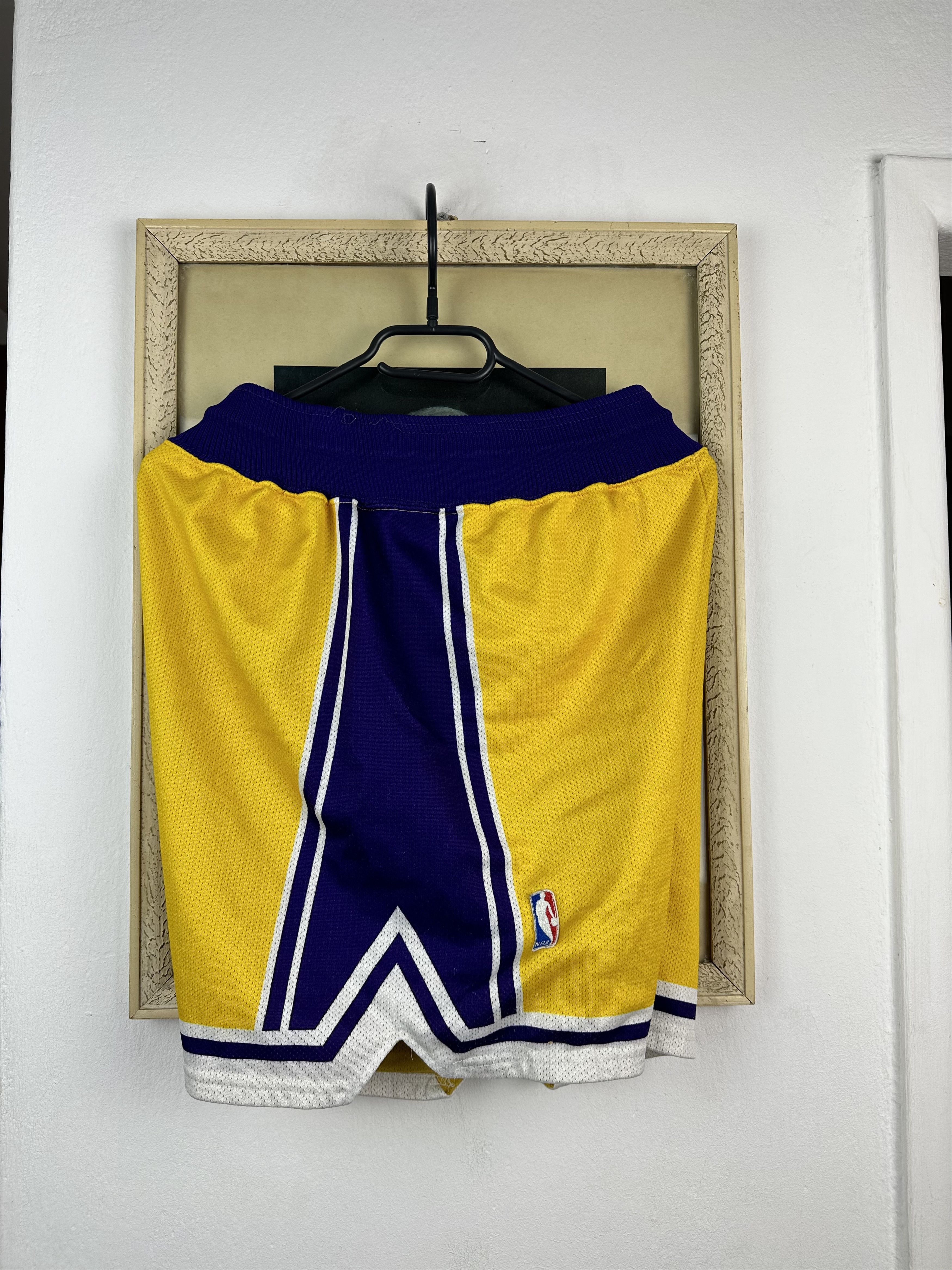 Champion Vintage Champion Lakers Shorts Bryant Era Rare NBA M Size US 32 / EU 48 - 14 Thumbnail