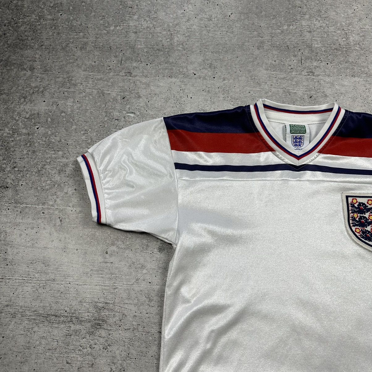 Umbro England Jersey Retro Replicas Soccer Jersey 80-83 Score Draw Size US XS / EU 42 / 0 - 2 Thumbnail