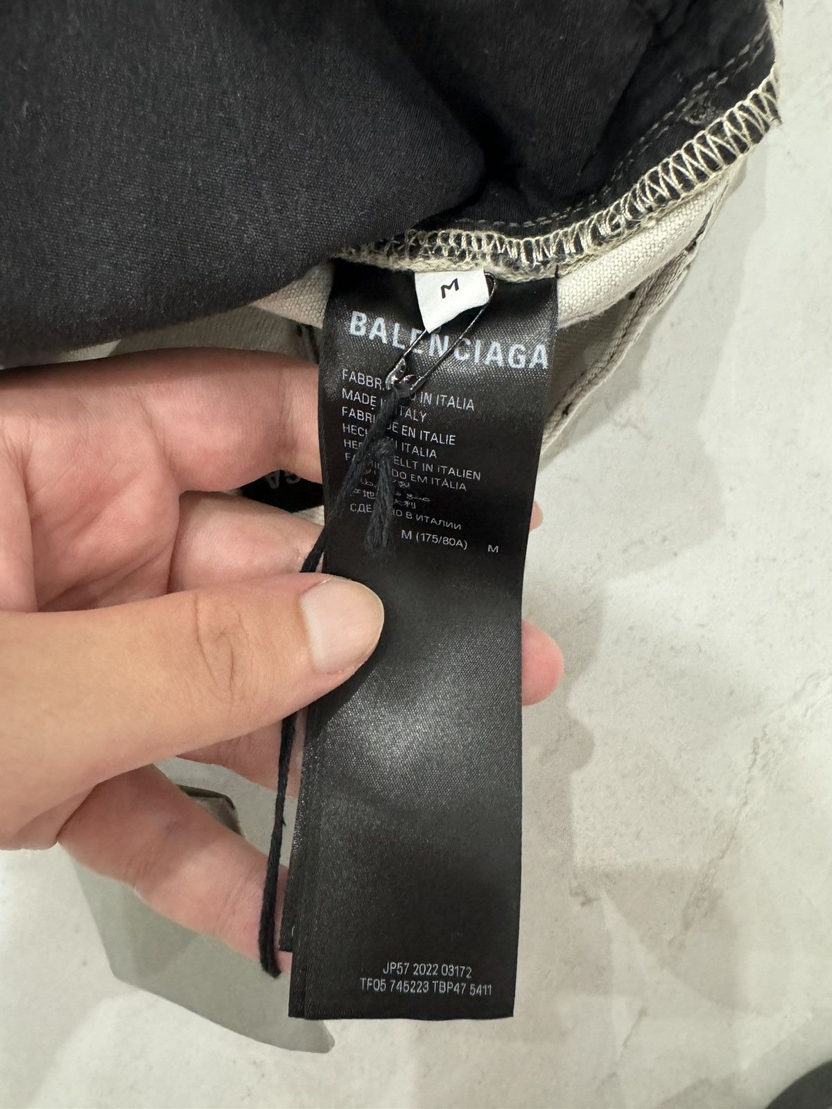 Balenciaga Balenciaga SS23 Graffiti Jeans Baggy Sz.M Size US 34 / EU 50 - 12 Thumbnail