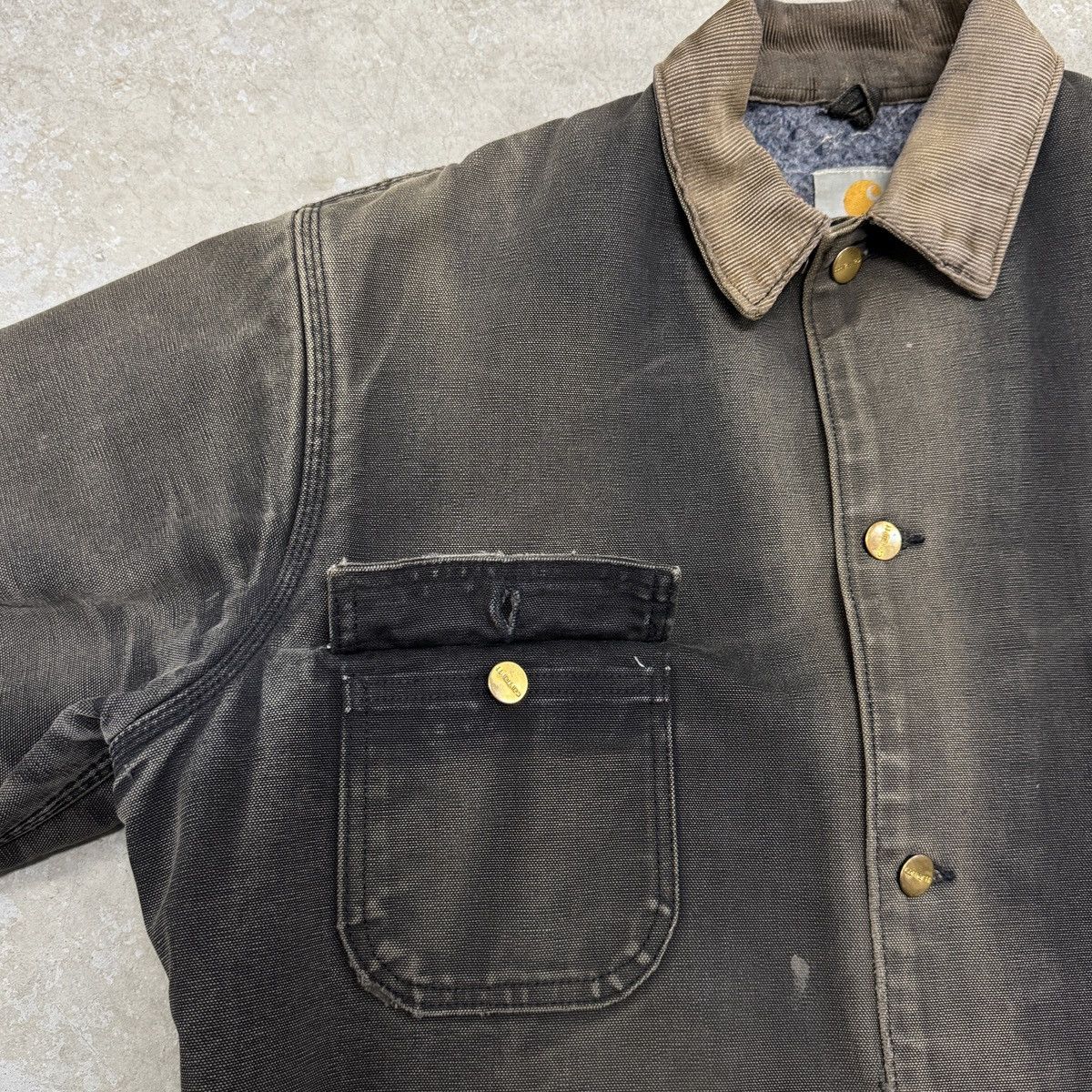 Carhartt Vintage Carhartt Jacket Thrashed Sun Faded Size US L / EU 52-54 / 3 - 7 Thumbnail