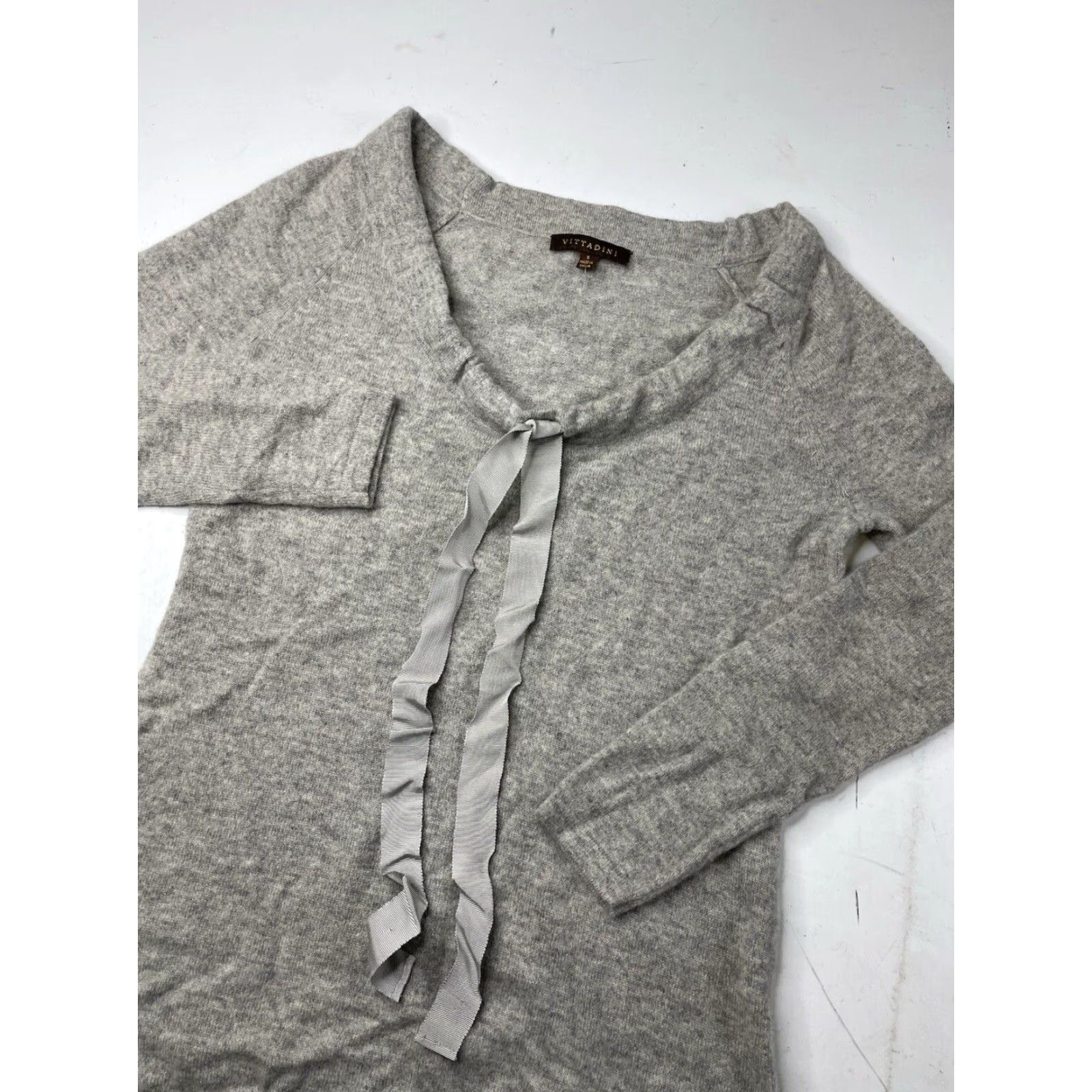 Vintage Adrienne Vittadini Sweater Women's Crew Neck Cashmere Bow Small Gray S Pullover Knit Size S / US 4 / IT 40 - 2 Thumbnail