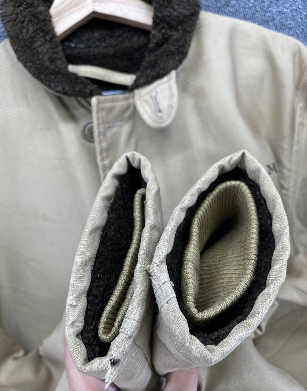 Vintage Vintage Hide and Seek Shearling Sherpa Military Jacket Size US M / EU 48-50 / 2 - 12 Thumbnail
