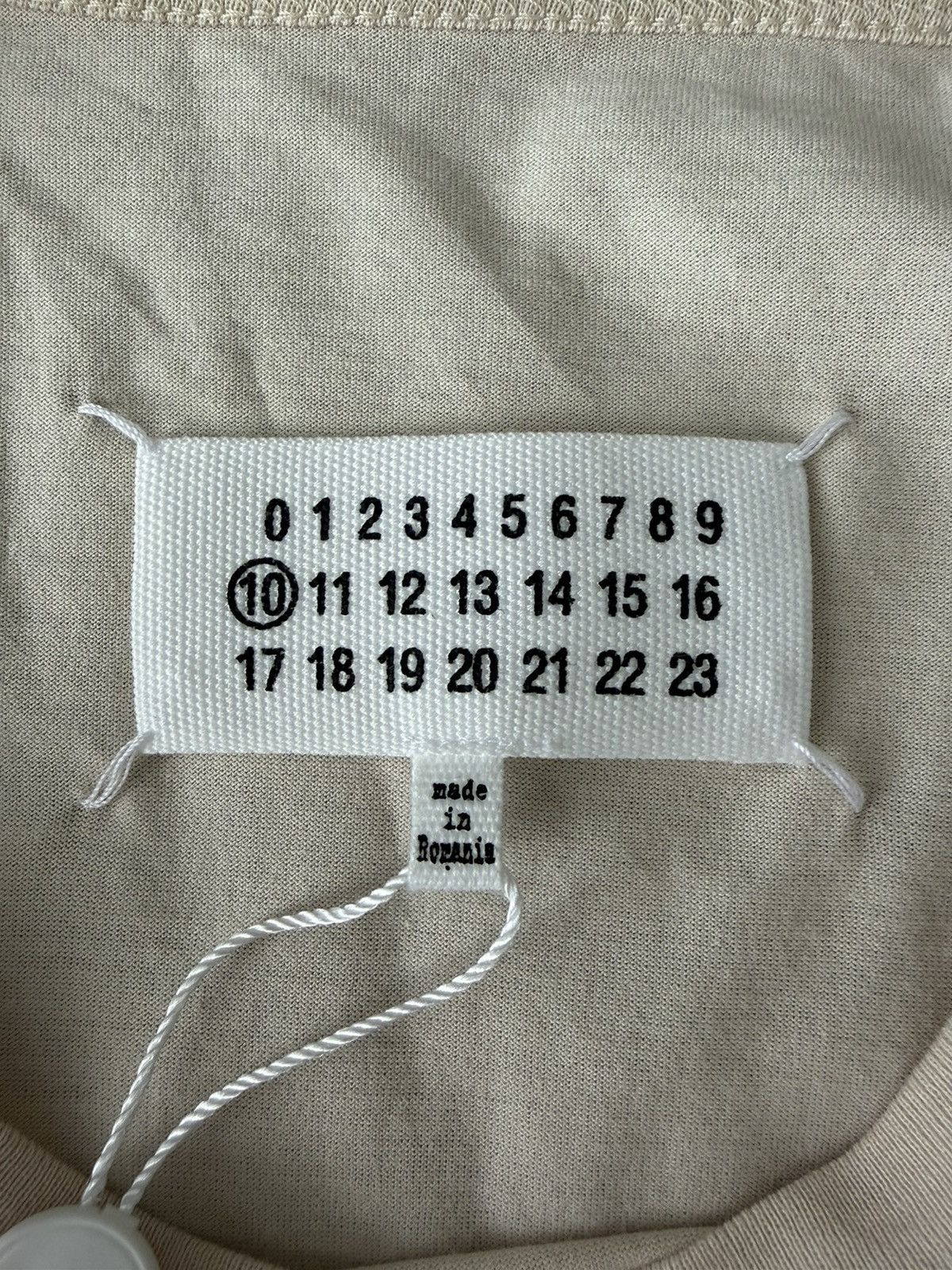 Maison Margiela Maison Margiela Embroidery T-Shirt Size US M / EU 48-50 / 2 - 6 Thumbnail
