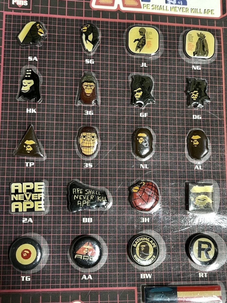 Bape Bape Episode Pin Set Size ONE SIZE - 2 Thumbnail