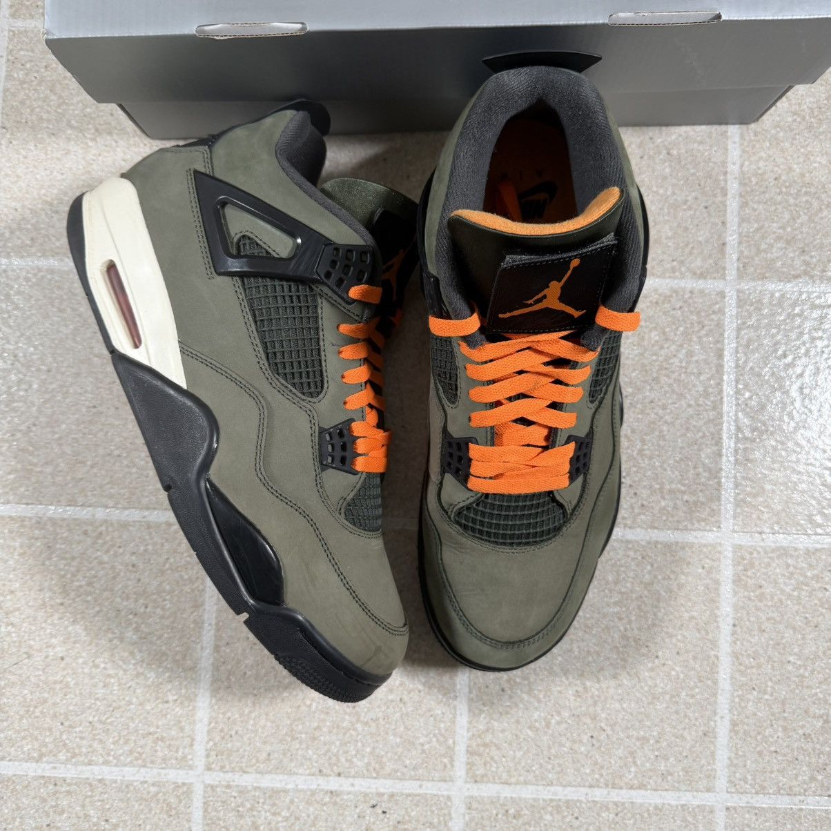 Jordan Brand Size 11.5 - Men's Undefeated x Air Jordan 4 Retro 2025 Size US 11.5 / EU 44-45 - 3 Thumbnail