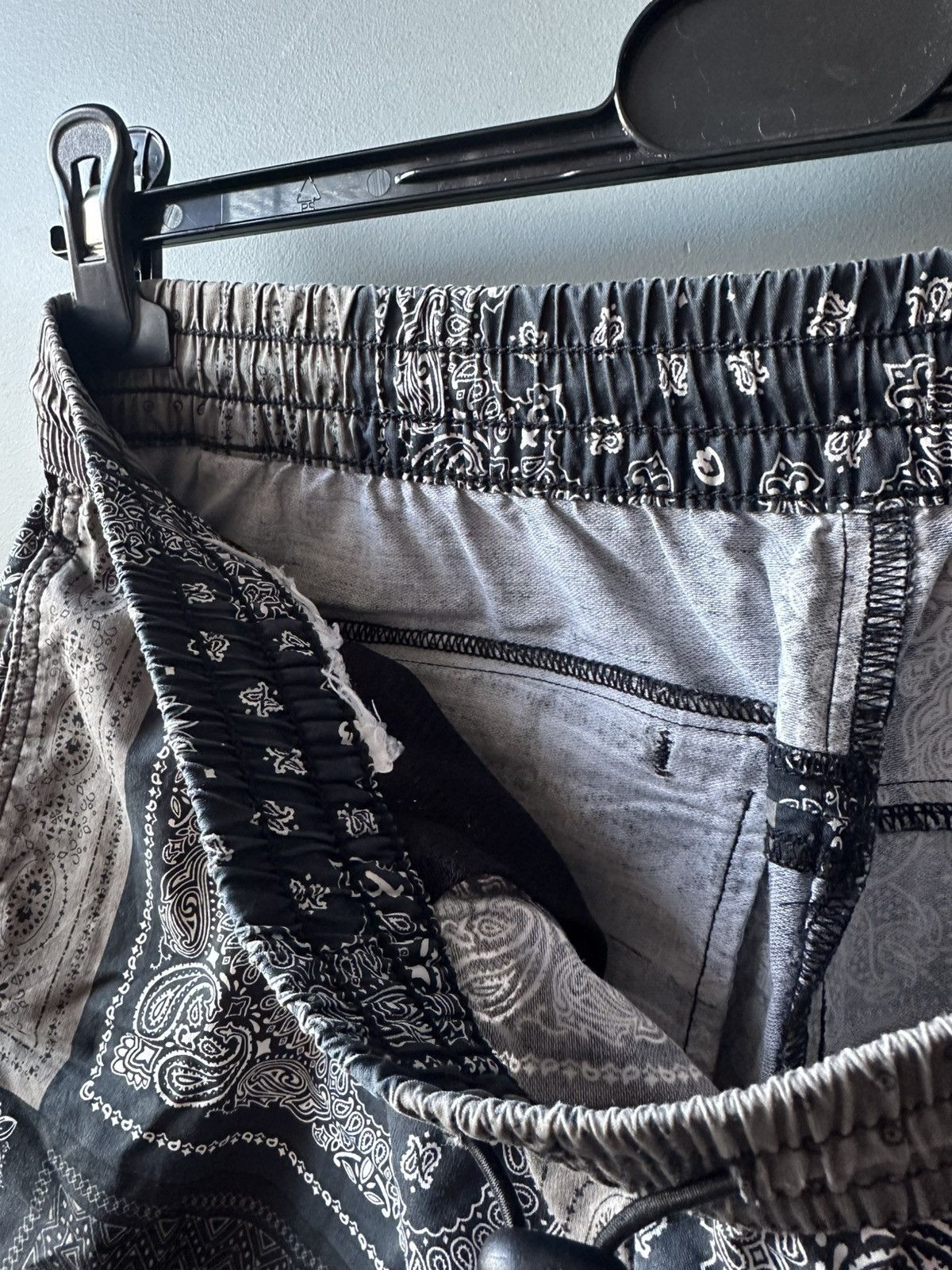 Levi's Levis Bandana Shorts Size 33-38 Size US 36 / EU 52 - 4 Thumbnail