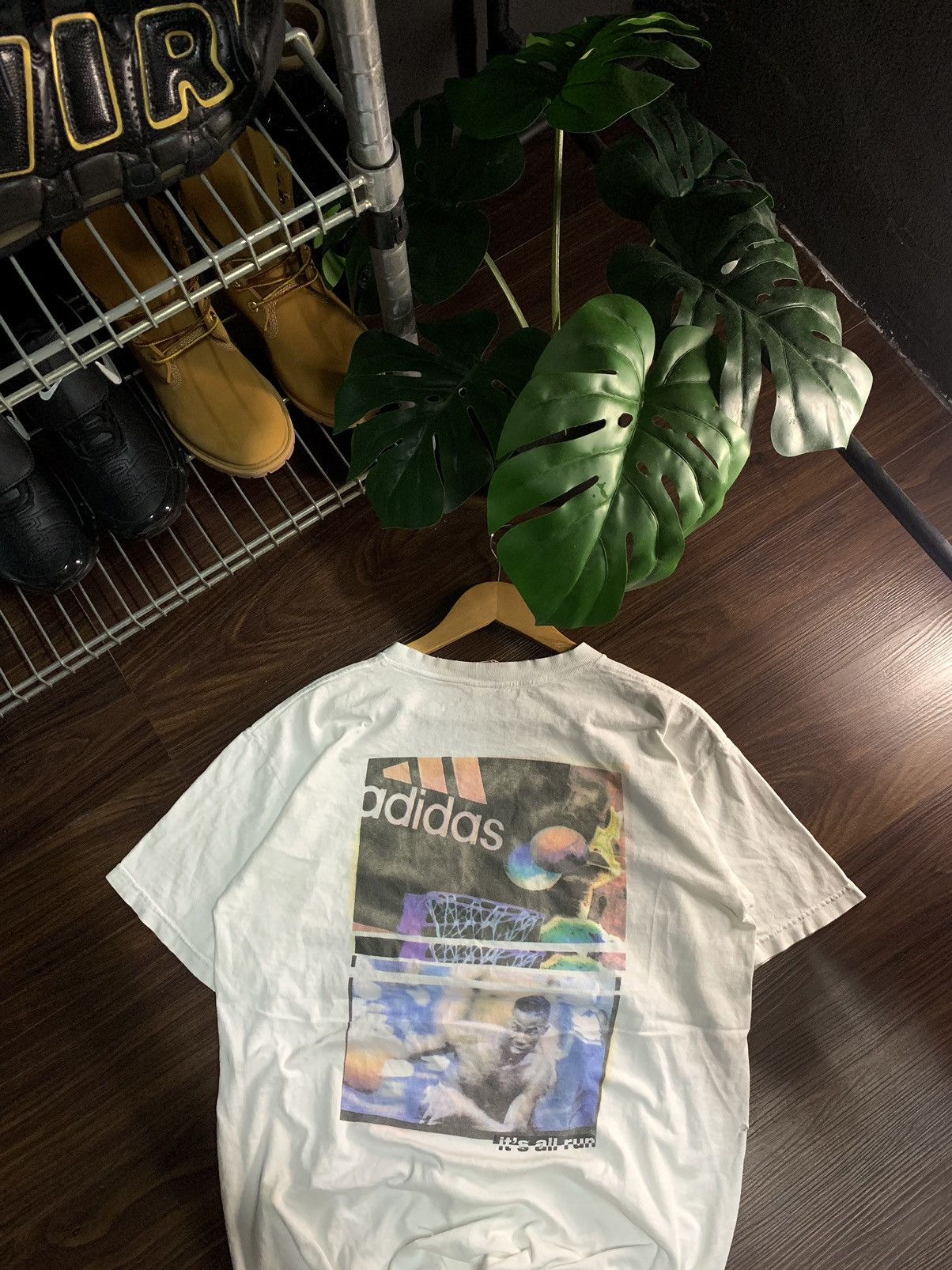 Adidas VINTAGE ADIDAS BASKETBALL PHOTOTEE Size US M / EU 48-50 / 2 - 1 Thumbnail