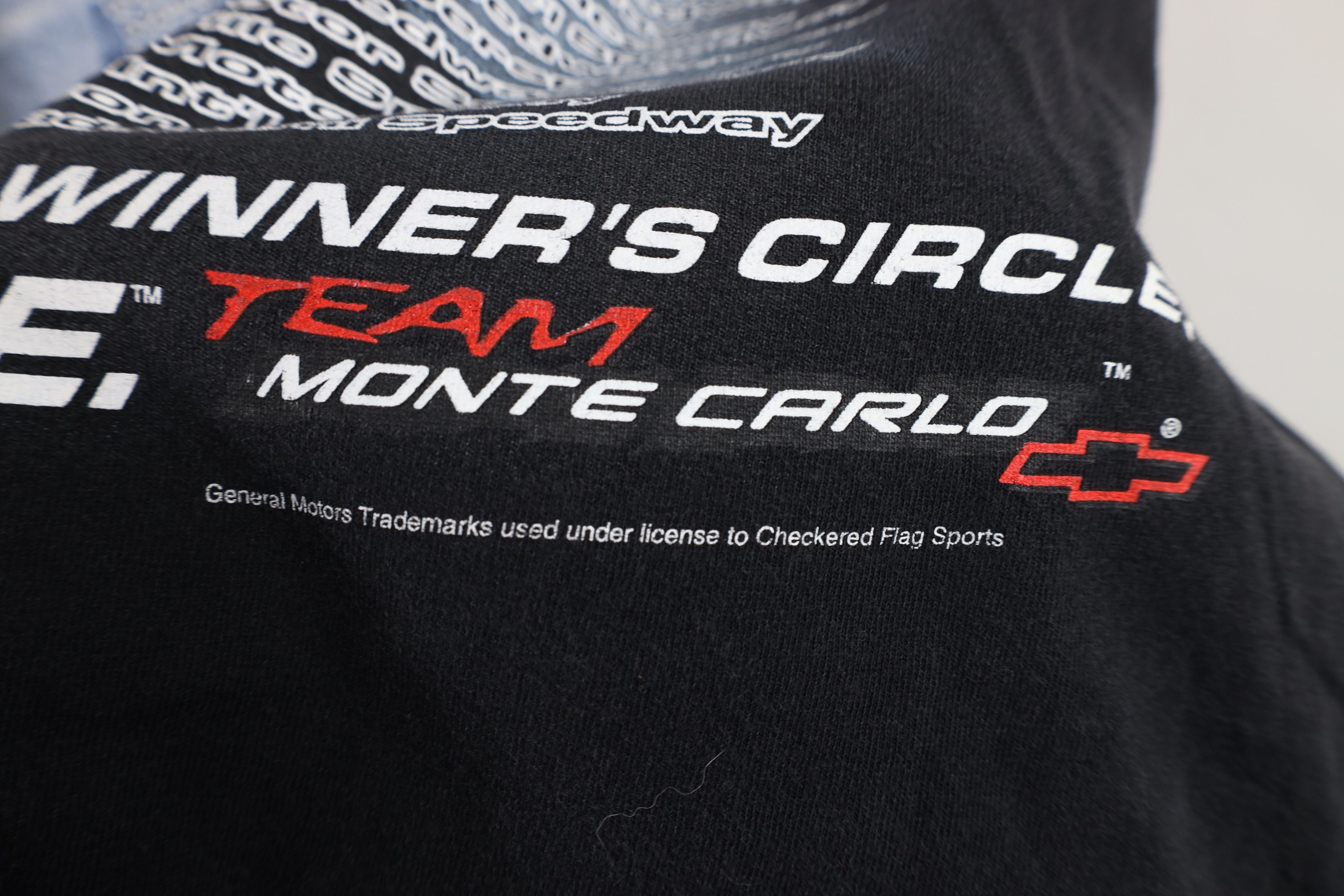 Vintage Vintage Y2K 2004 Nascar Print Chevrolet Monte Carlo T-Shirt Size US L / EU 52-54 / 3 - 11 Thumbnail