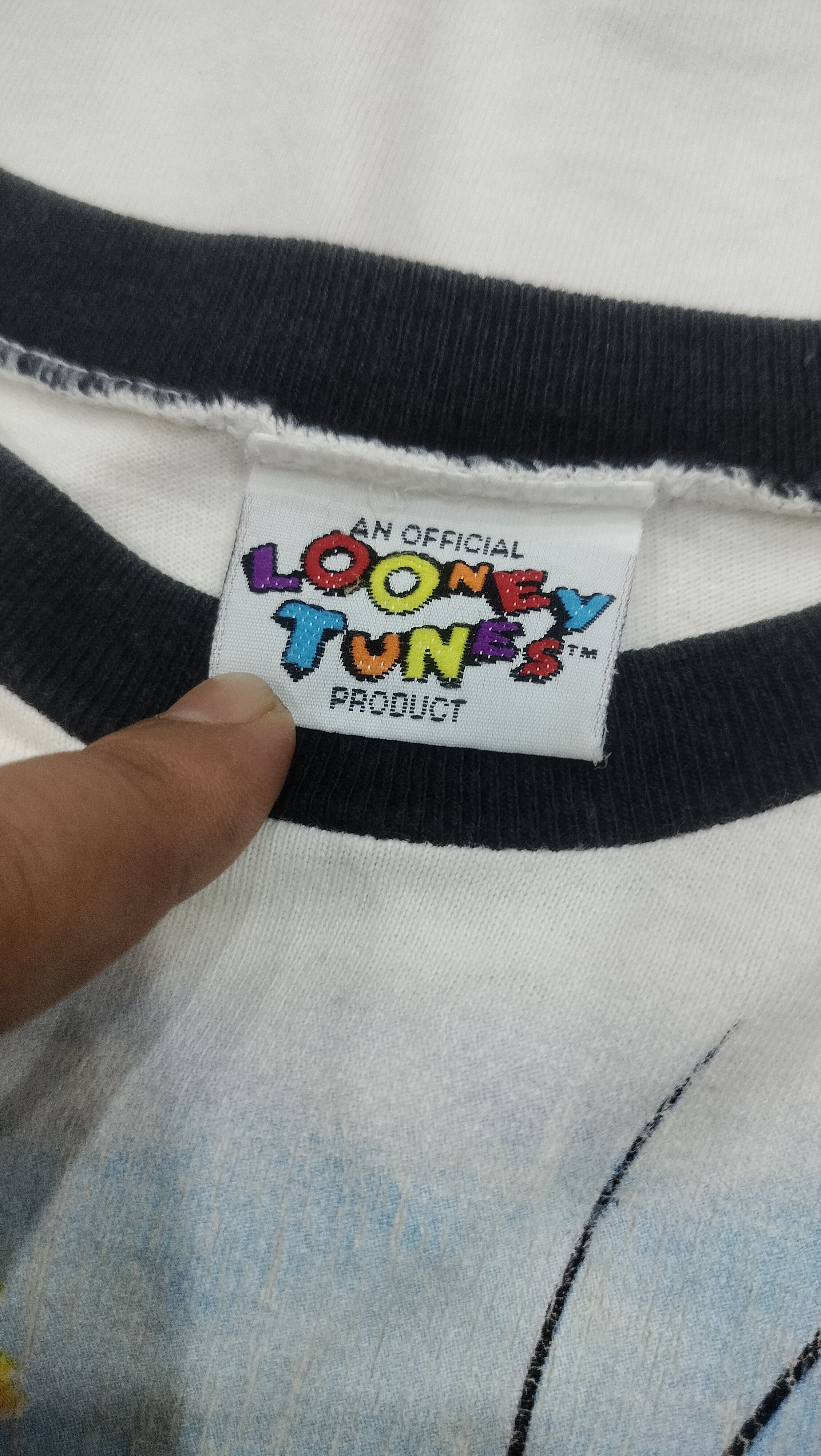 Vintage Rare Vintage 90s Tweety looney tunes raglan tshirt Size S / US 4 / IT 40 - 3 Thumbnail