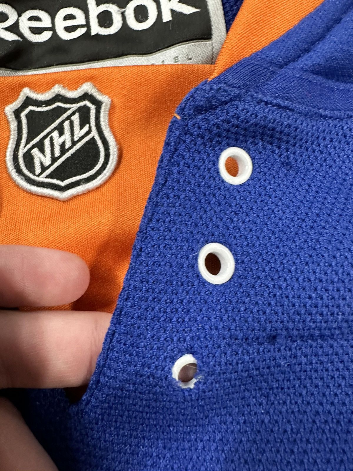 Reebok Vintage Y2K Reebok New York Islanders NHL Hockey Jersey Size US M / EU 48-50 / 2 - 14 Thumbnail