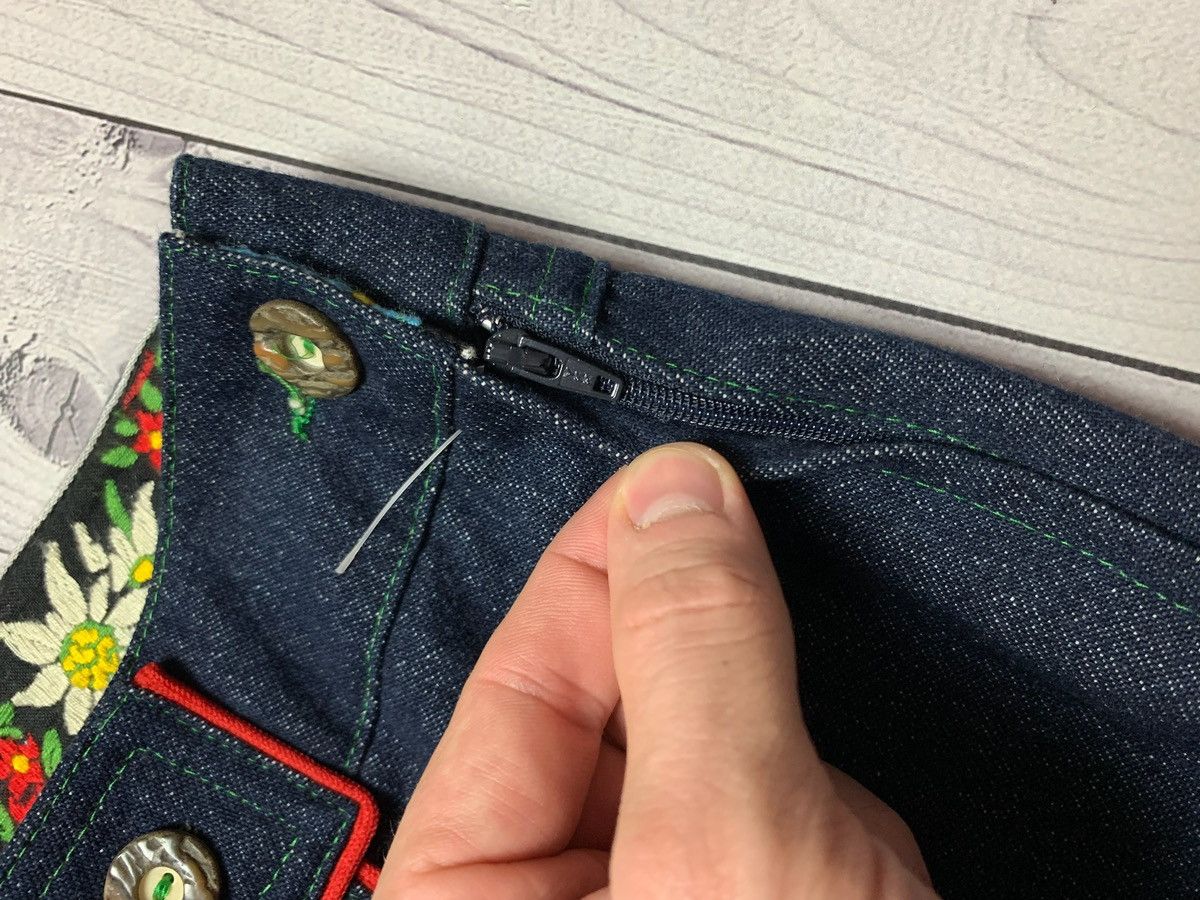 Dolce & Gabbana × Vintage Dolce gabbana vintage woman jeans d&g rare flare denim pants Size 31" - 6 Thumbnail