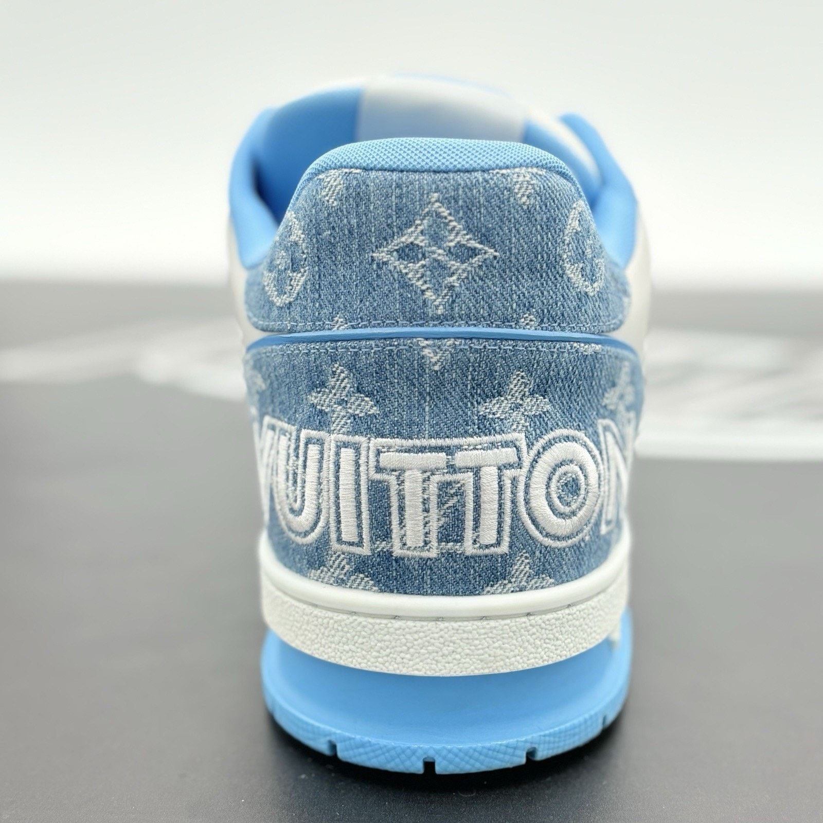Louis Vuitton 11-11.5 US Louis Vuitton Strap Trainer ' Blue '| VERY CLEAN! Size US 11 / EU 44 - 3 Thumbnail