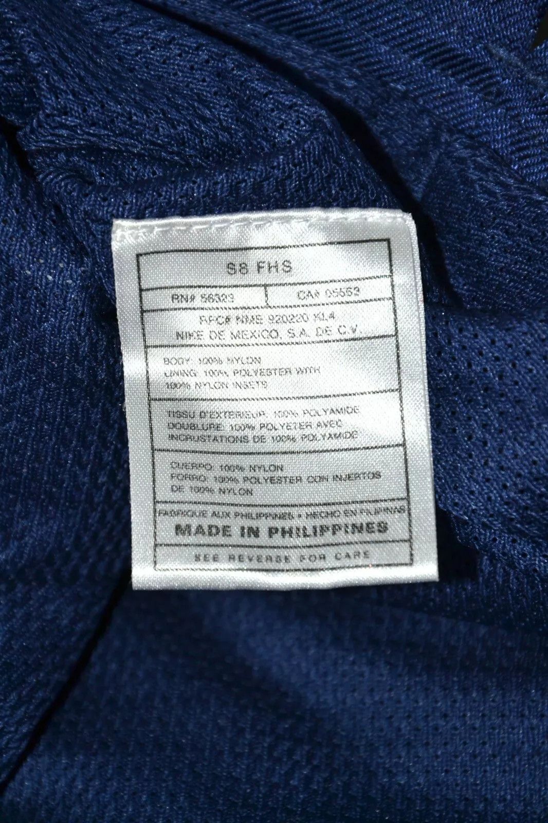 Nike USA 1998/1999 FOOTBALL JACKET JERSEY NIKE SIZE XL ADULT Size US XL / EU 56 / 4 - 9 Thumbnail