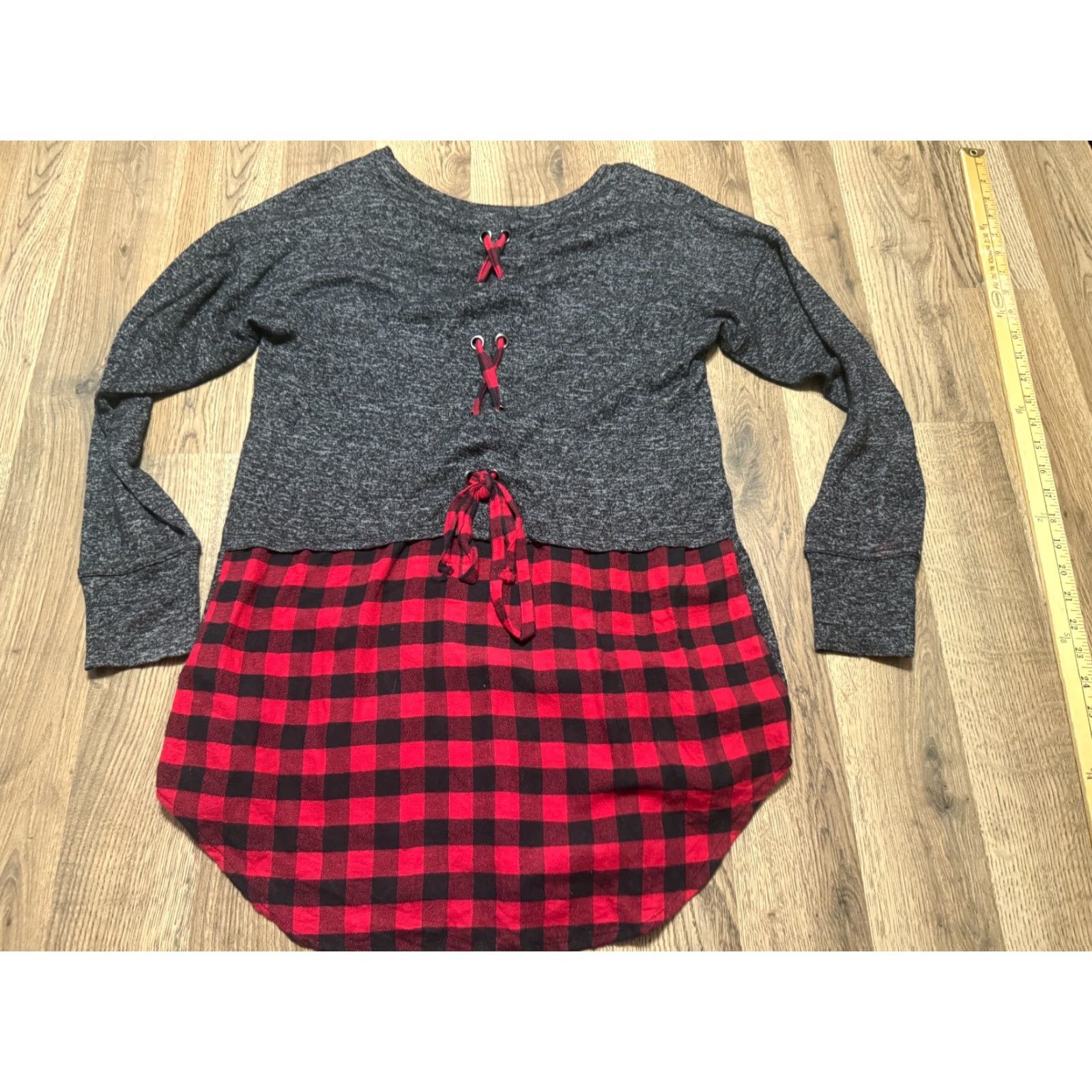 Vintage Maurices Shirt Women's Medium Red Black Grey Plaid Long Sleeve Shirt Size M / US 6-8 / IT 42-44 - 2 Thumbnail