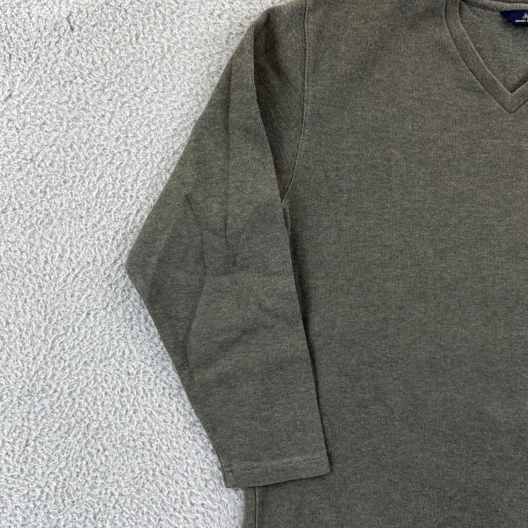 Brooks Brothers VINTAGE Brooks Brothers 346 Sweater Mens Medium Green V-Neck Long Sleeve Preppy Shirt Size US M / EU 48-50 / 2 - 4 Thumbnail