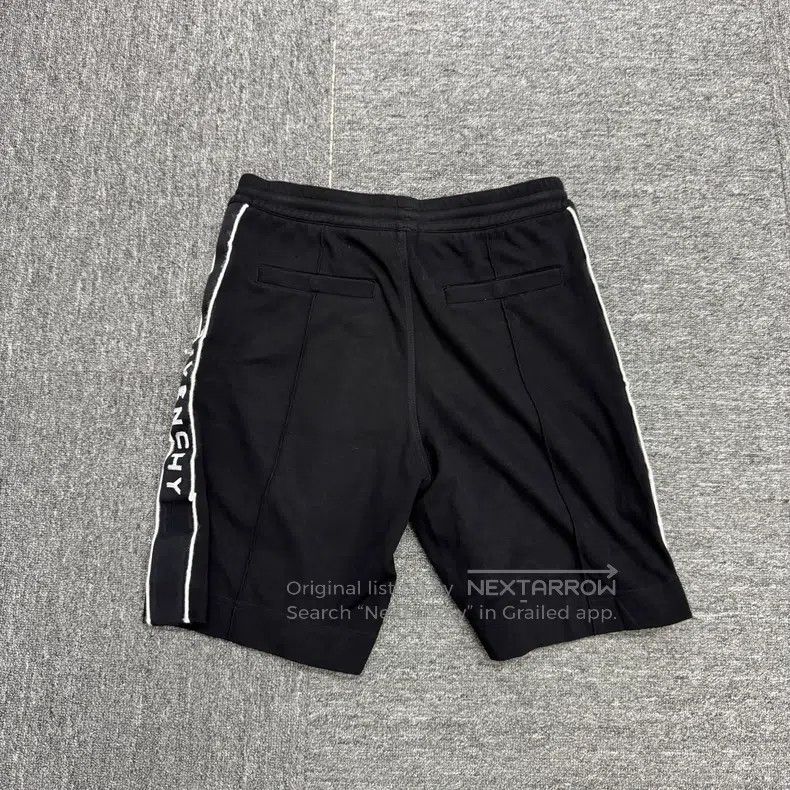 Givenchy Givenchy size XS shorts Size US 27 - 2 Thumbnail
