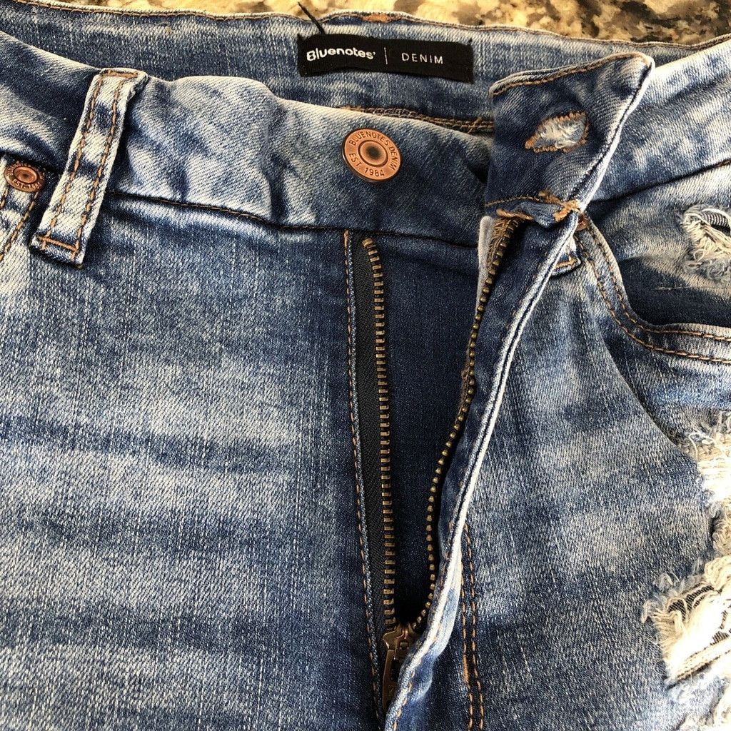 Other Bluenotes Women’s Denim Super High Rise Jegging Rips Grunge Size 26" / US 2 / IT 38 - 2 Thumbnail