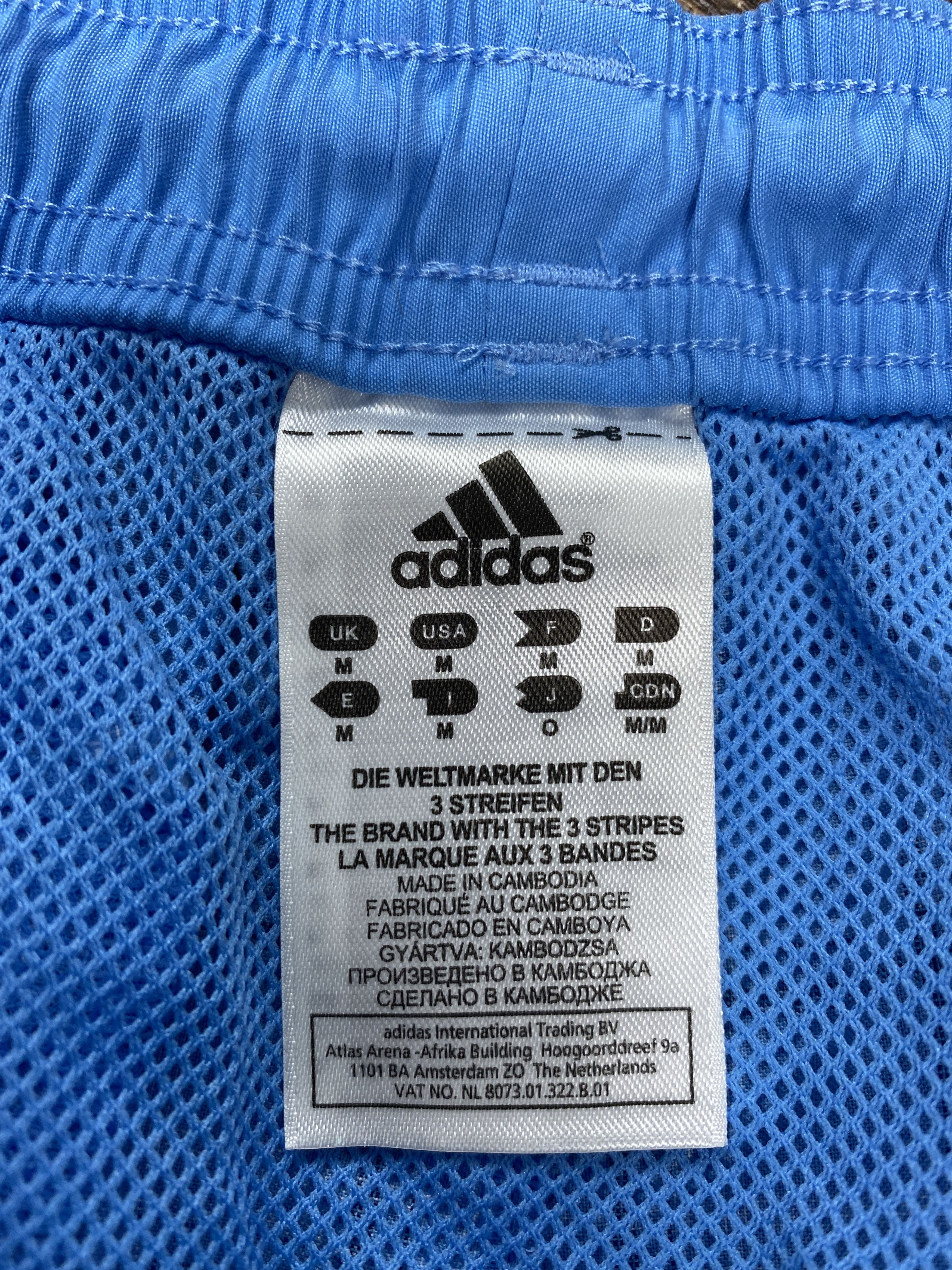 Adidas Adidas Vintage Mens Shorts Y2K Size US 32 / EU 48 - 6 Thumbnail