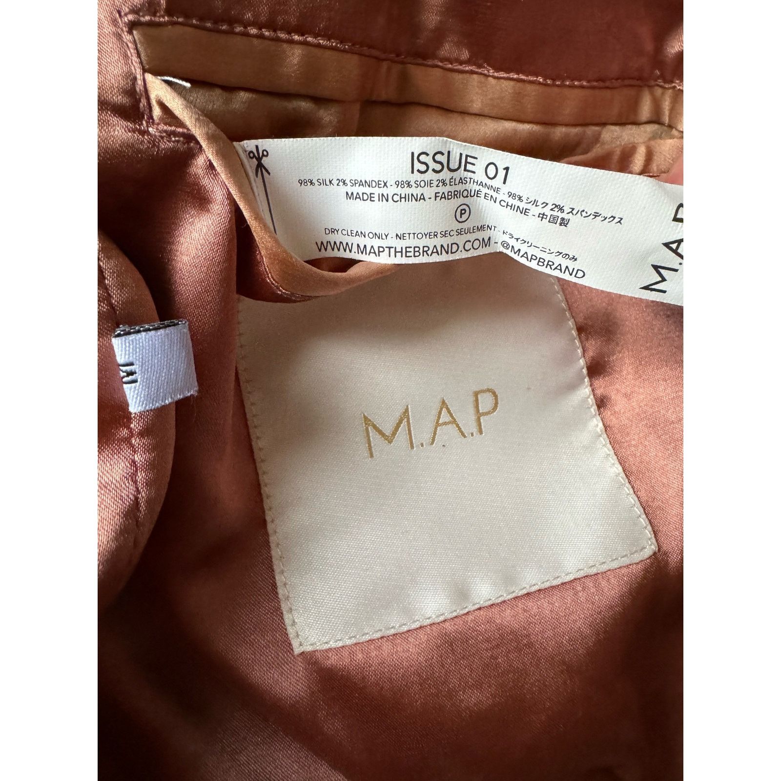 Vintage M.A.P silk boomer jacket with zipper closing blush medium Size M / US 6-8 / IT 42-44 - 12 Thumbnail