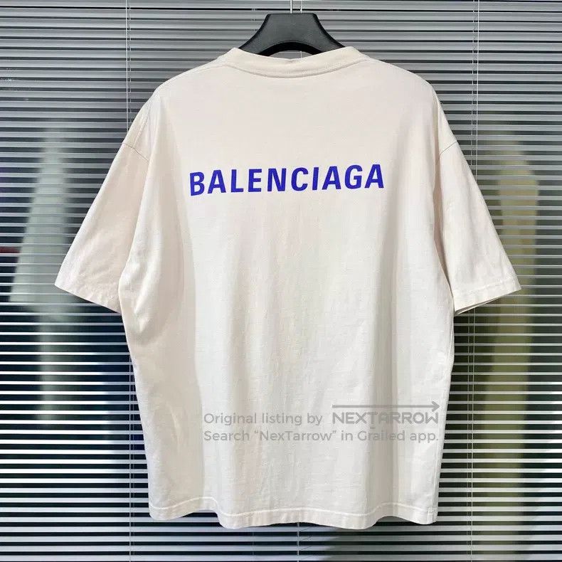 Balenciaga Balenciaga Beige Short Sleeve T-Shirt with Letter Print Lo Size US XL / EU 56 / 4 - 1 Thumbnail
